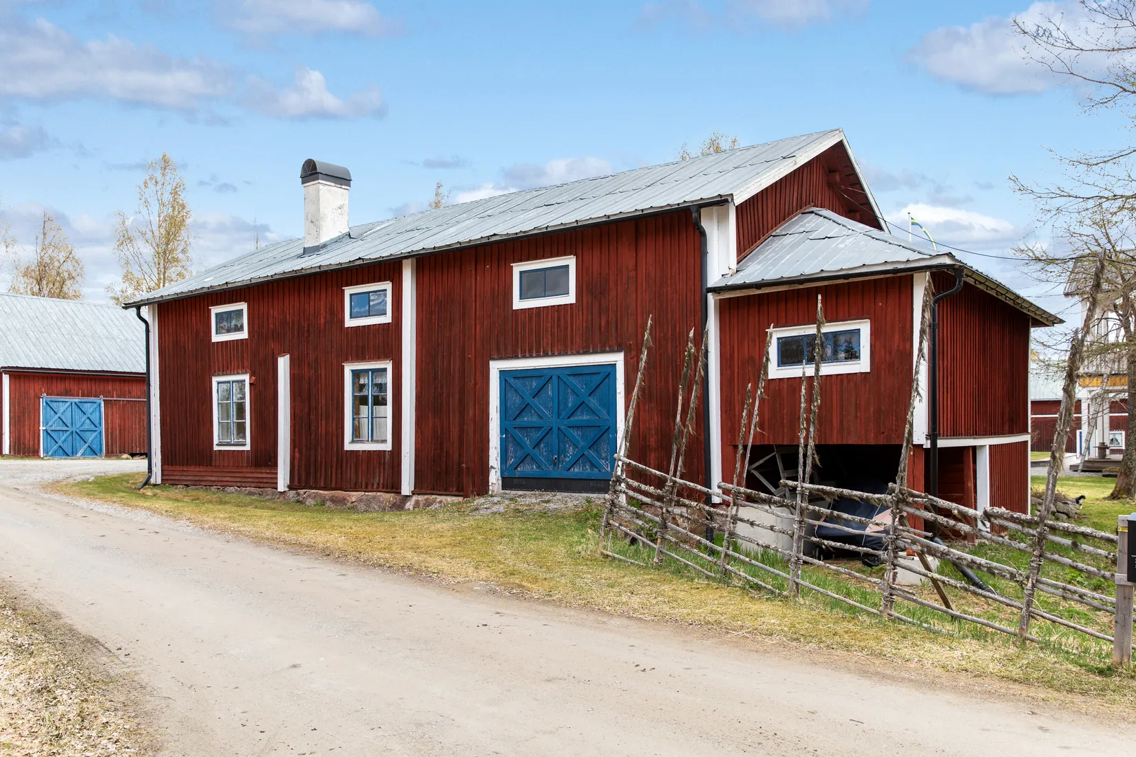 Gård/Skog, Storhullsjön 445, Sundsvall