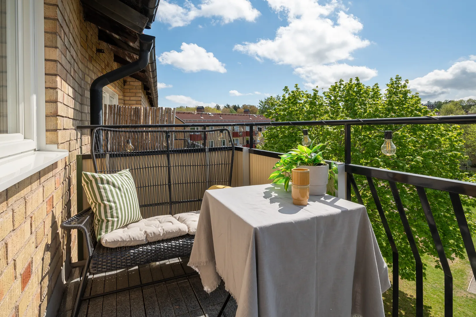 Bostadsrätt, Kallforsvägen 19, vindsvåning 3 av 3!, Bandhagen, Stockholm