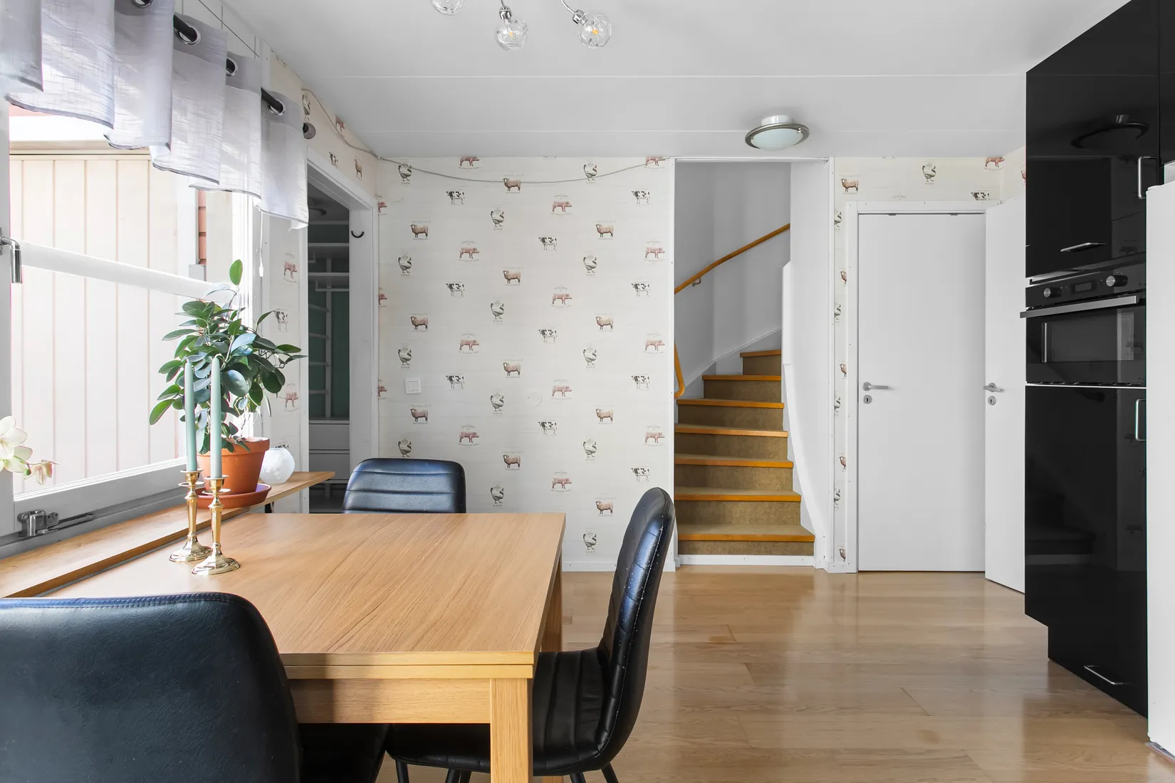 Villa, Radhus, Vasavägen 214H, Rotebro, Sollentuna