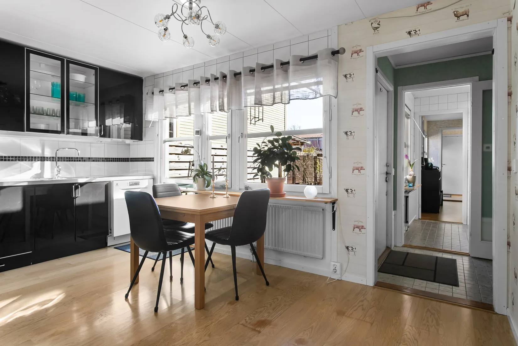 Villa, Radhus, Vasavägen 214H, Rotebro, Sollentuna