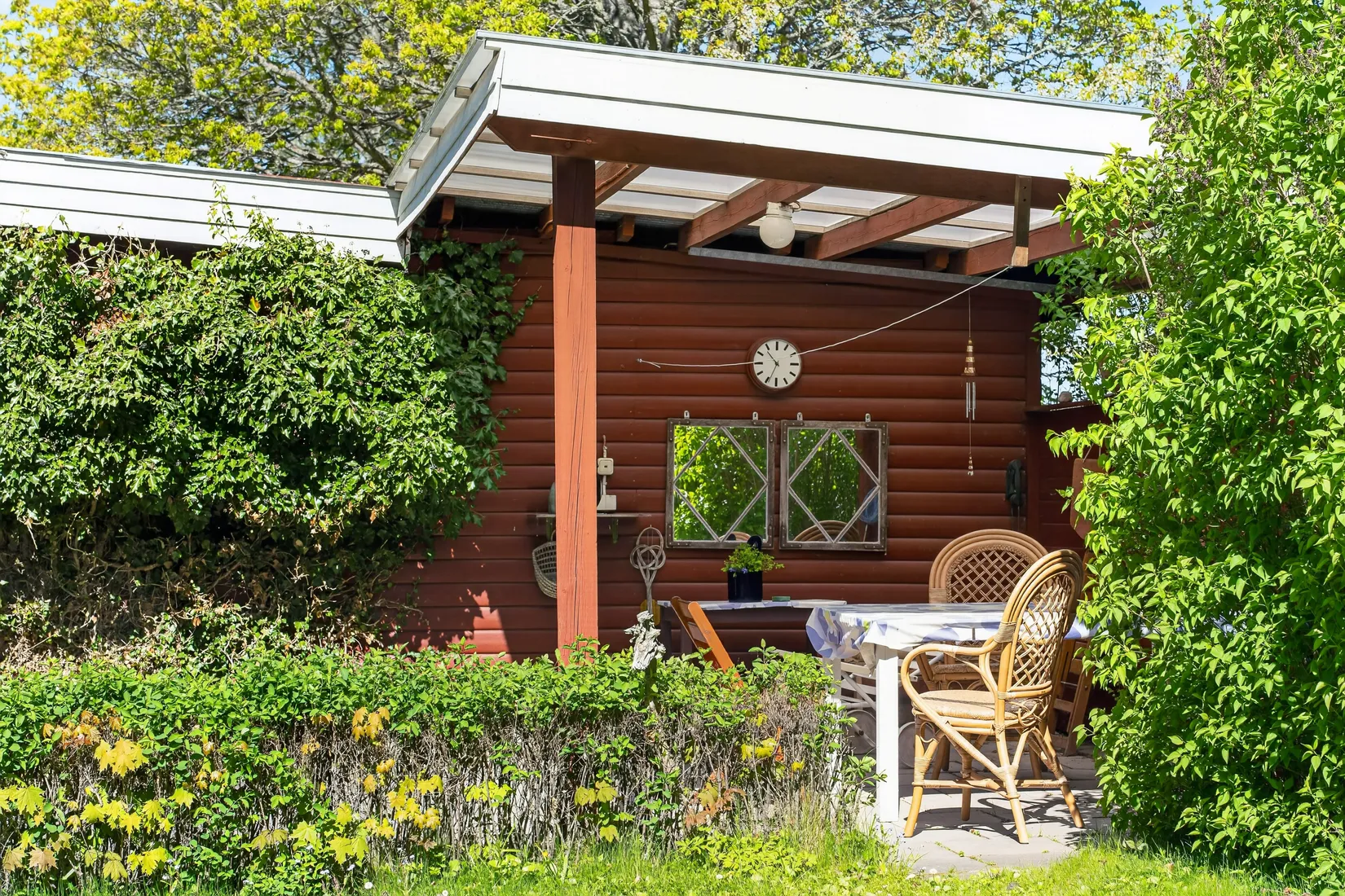 Villa, Bränn-Ekeby Vybo 1 samt Ömansås Lillhem 1, Bränn-Ekeby, Nyköping