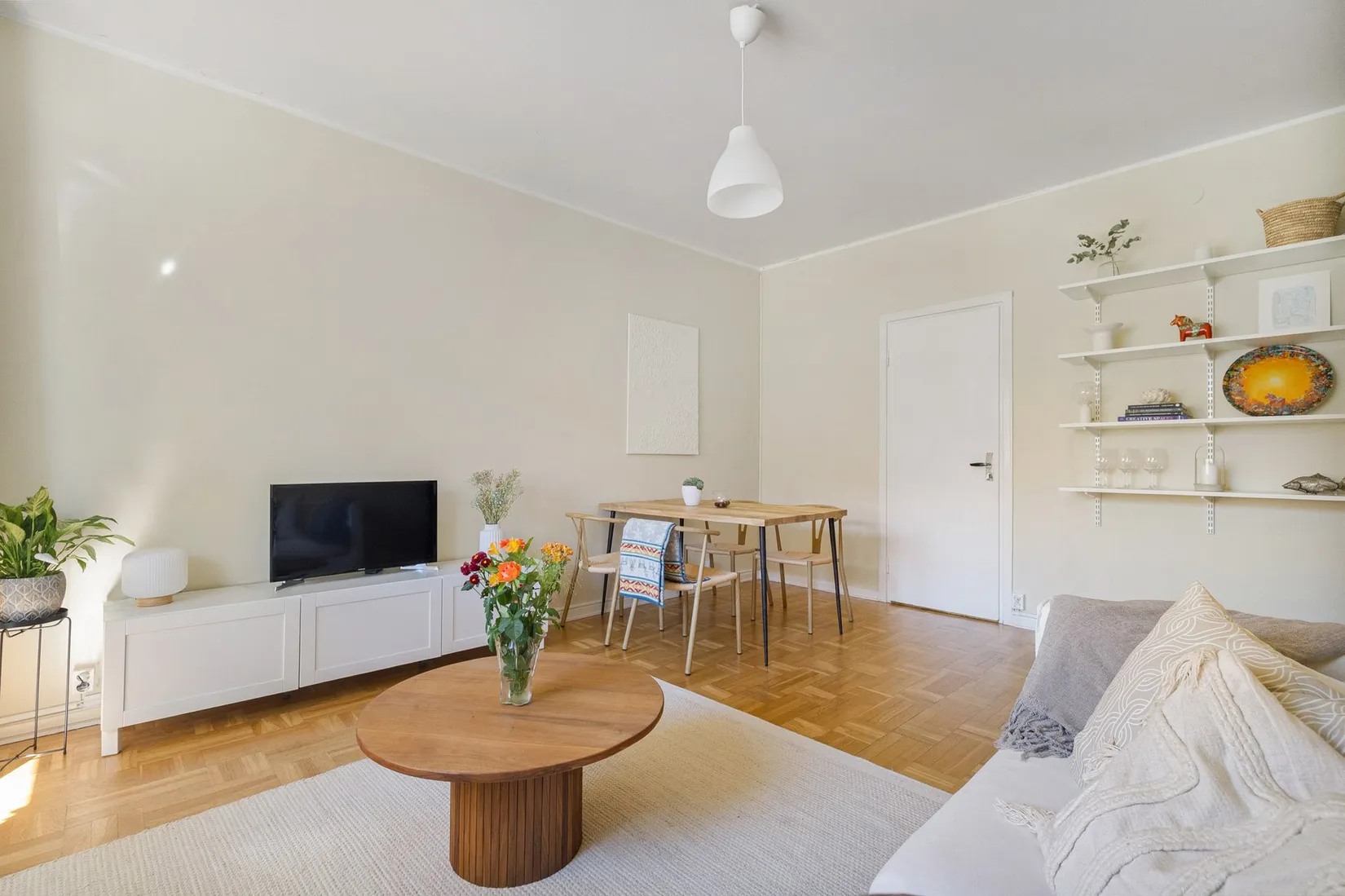 Bostadsrätt, Bråviksvägen 20, Årsta, Stockholm