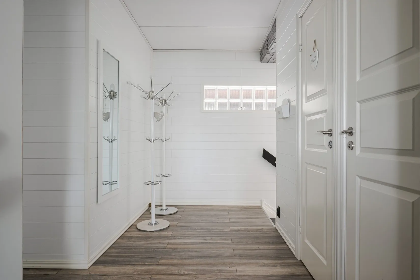 Radhus, Prins Wilhelms väg 21, Nybble, Flen