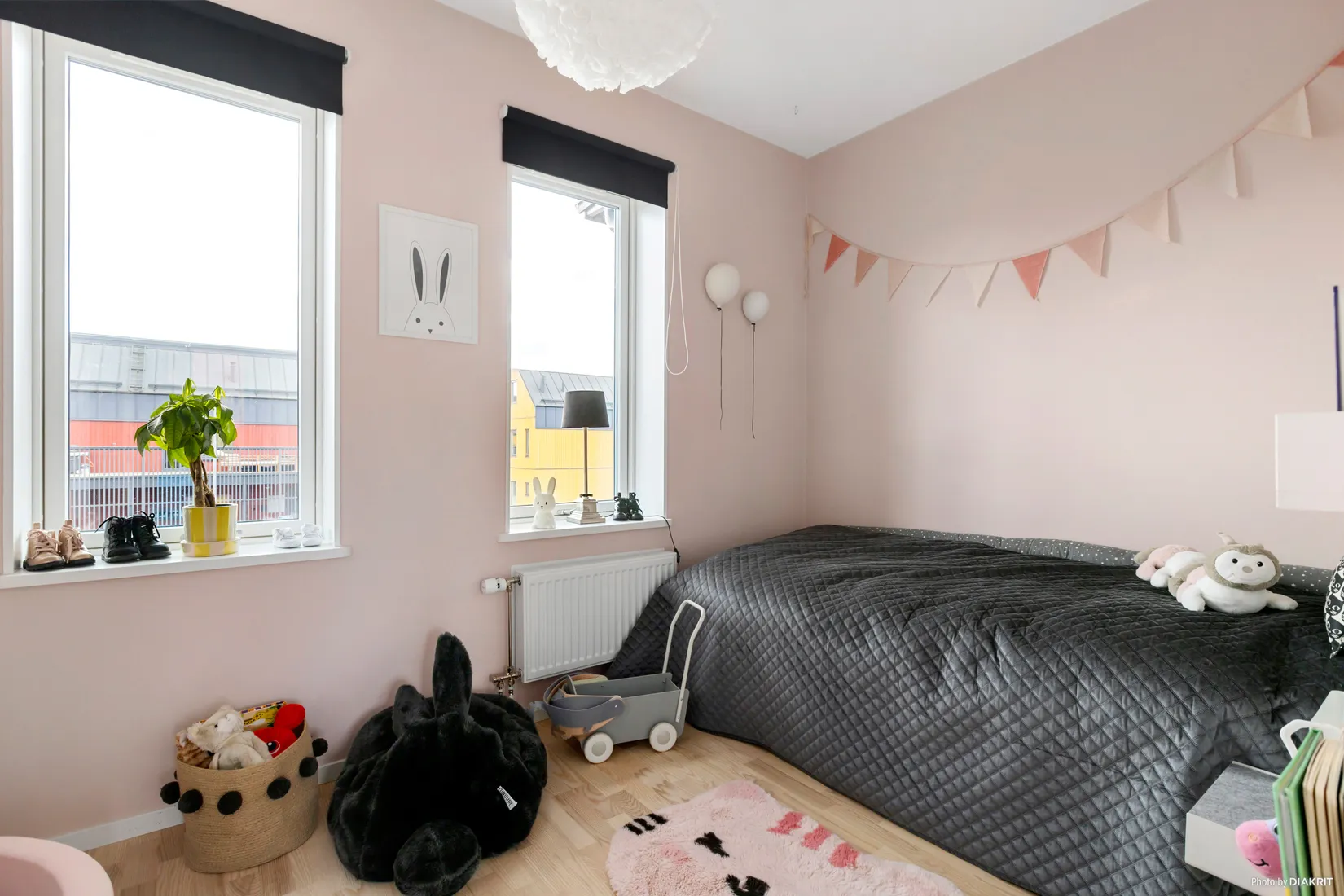 Radhus, Granholmsgatan 5B, Norra Ormesta, Örebro