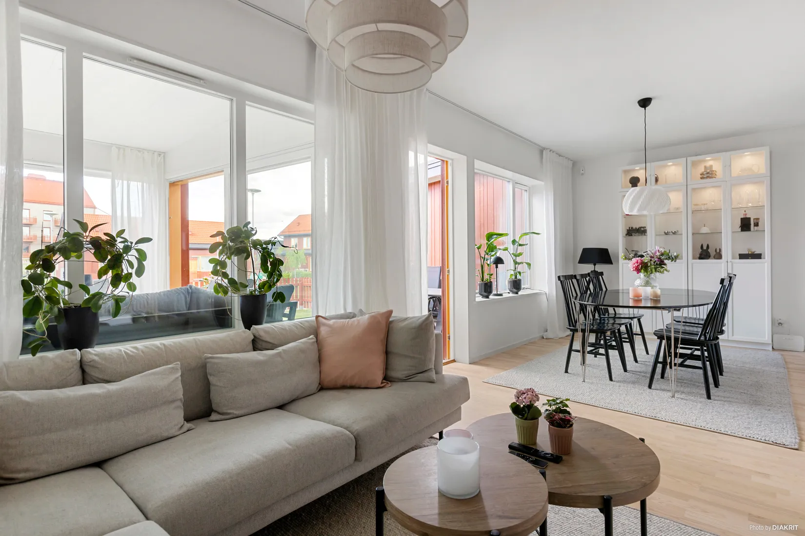 Radhus, Granholmsgatan 5B, Norra Ormesta, Örebro
