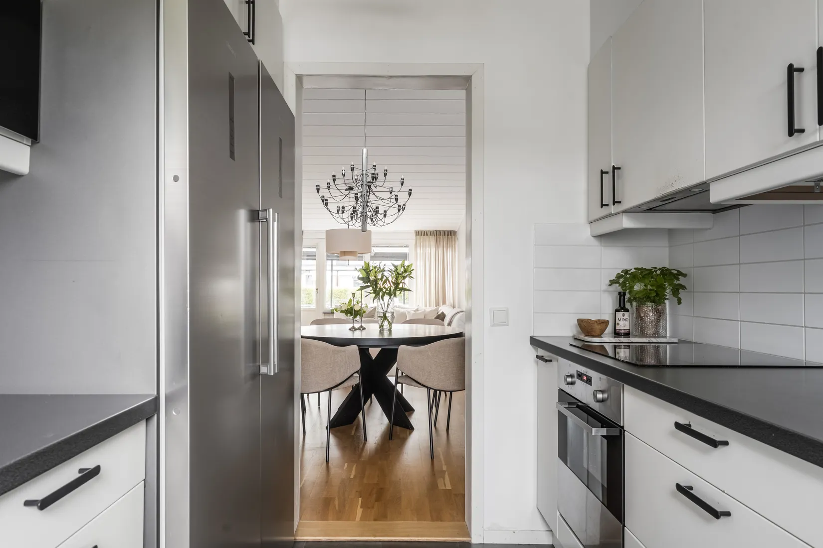 Bostadsrätt, Radhus, Krusbärsgatan 56, Nya Hjärsta, Örebro
