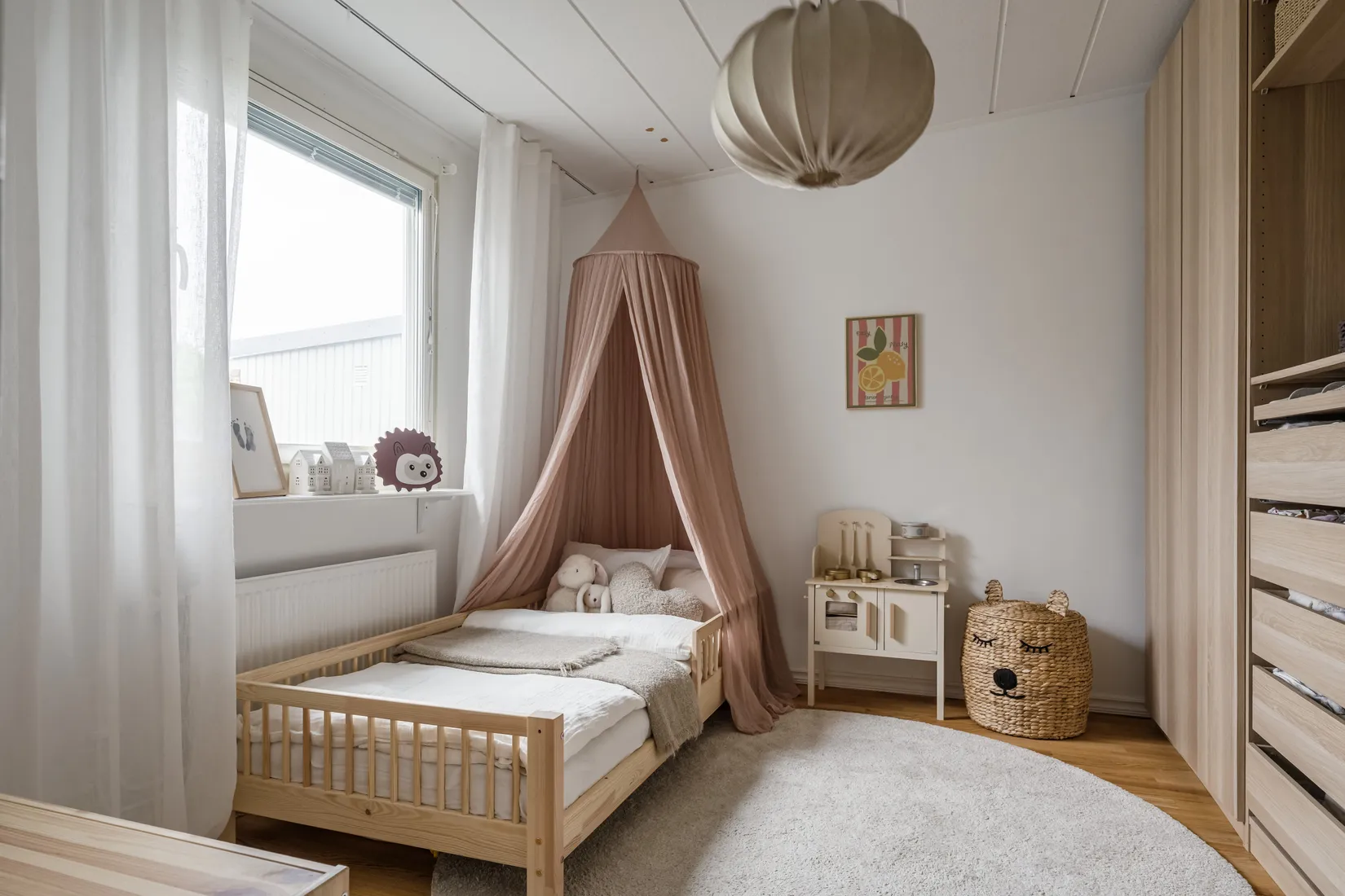 Bostadsrätt, Radhus, Krusbärsgatan 56, Nya Hjärsta, Örebro
