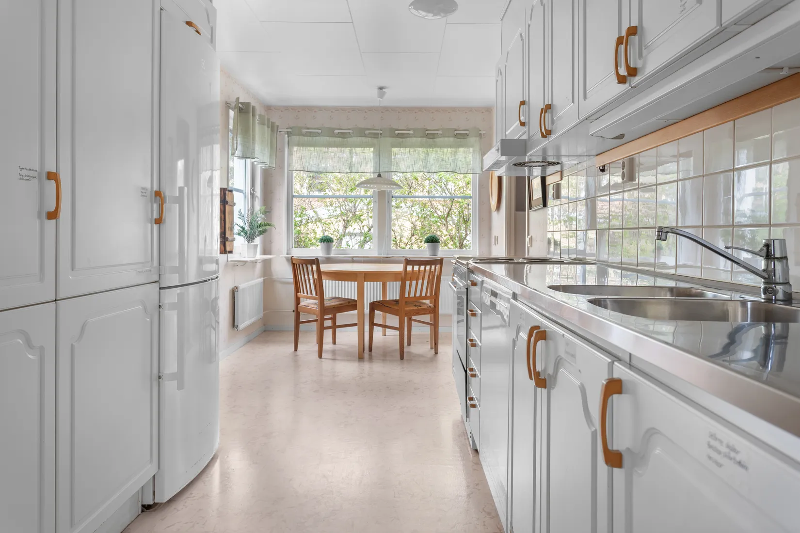 Bostadsrätt, Radhus, Mäster Henriks allé 34, Viby, Sollentuna