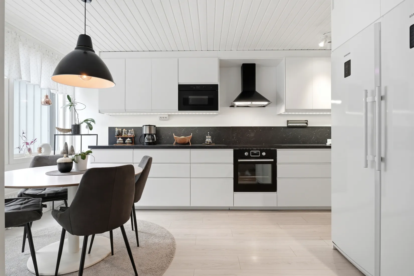 Villa, Radhus, Åvägen 9, Rävlanda, Härryda