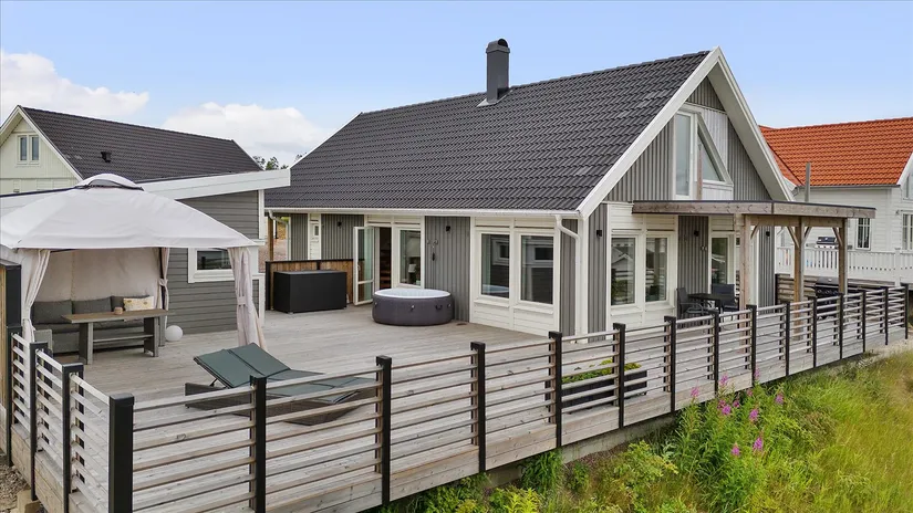 Villa, Björkhallsvägen 6, Furuhall, Uddevalla