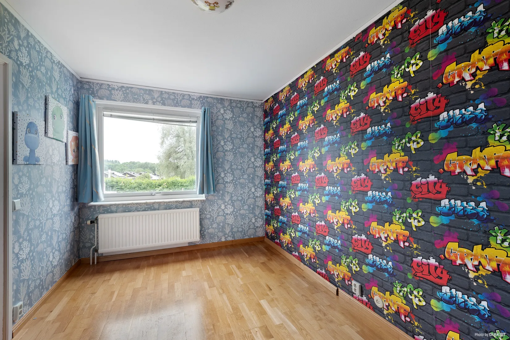 Radhus, Gästgivaregatan 21D, Mark