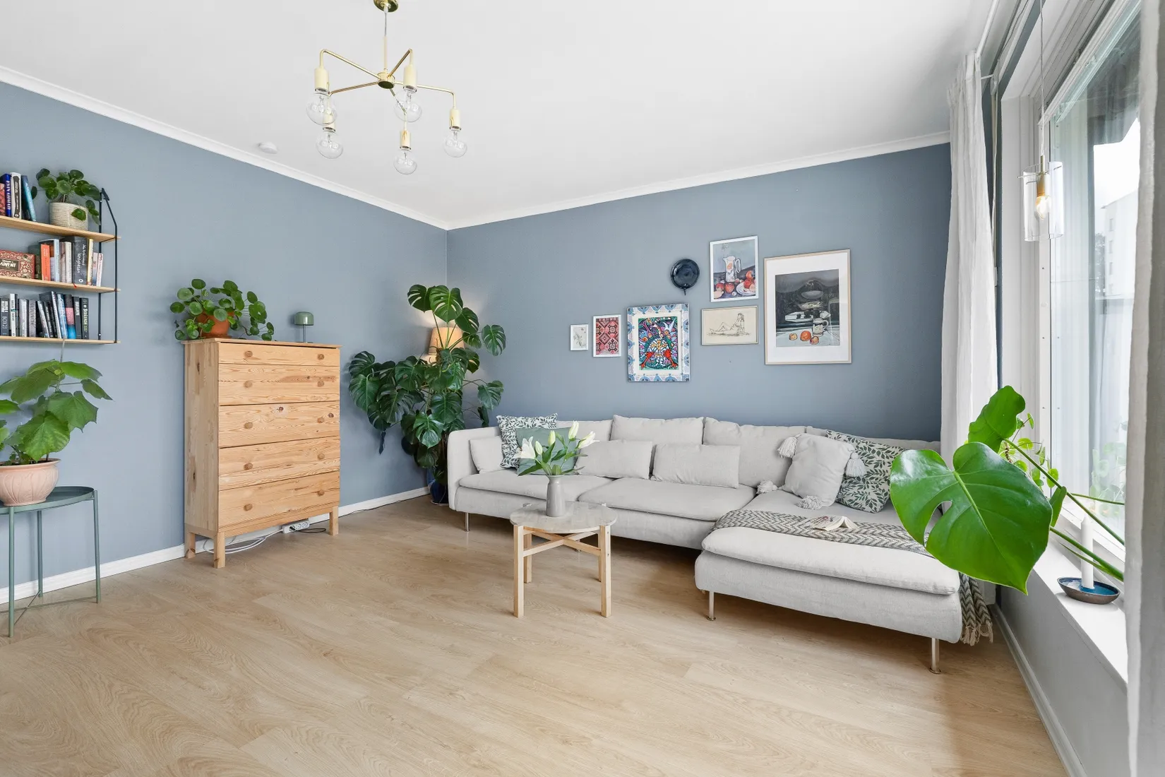 Bostadsrätt, Radhus, Sörgårdsvägen 83, Åkersberga Centrum, Österåker