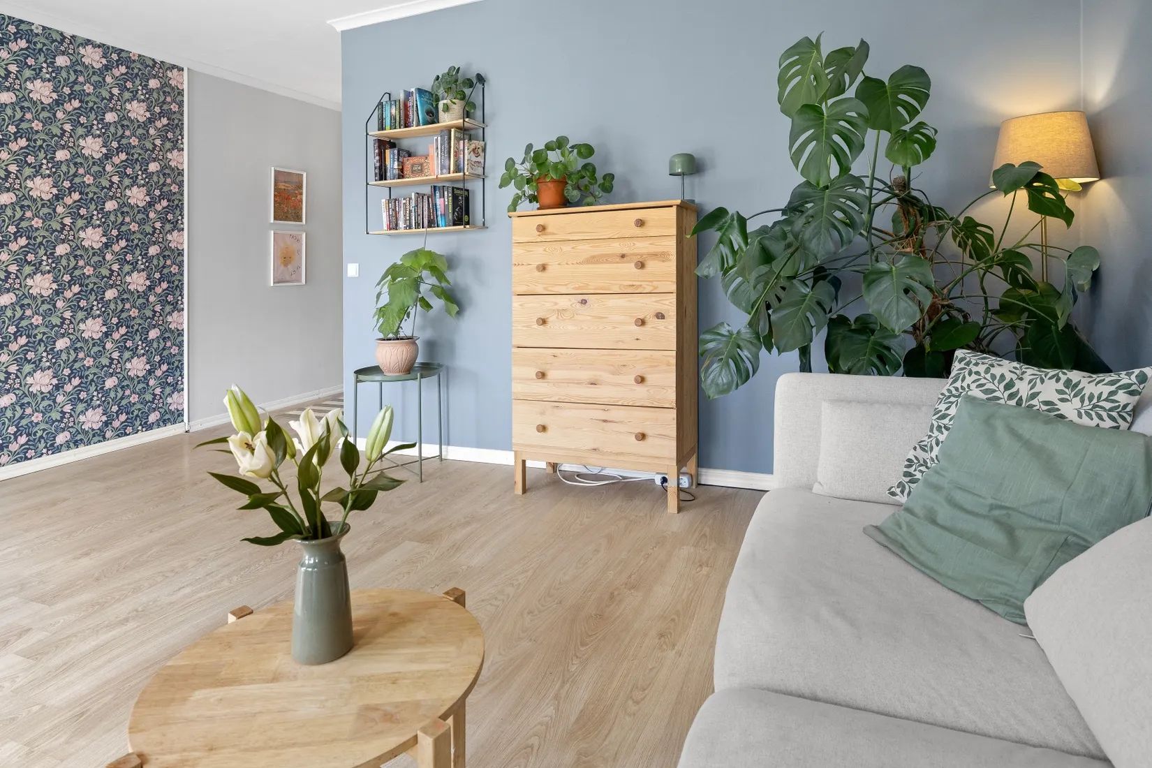 Bostadsrätt, Radhus, Sörgårdsvägen 83, Åkersberga Centrum, Österåker
