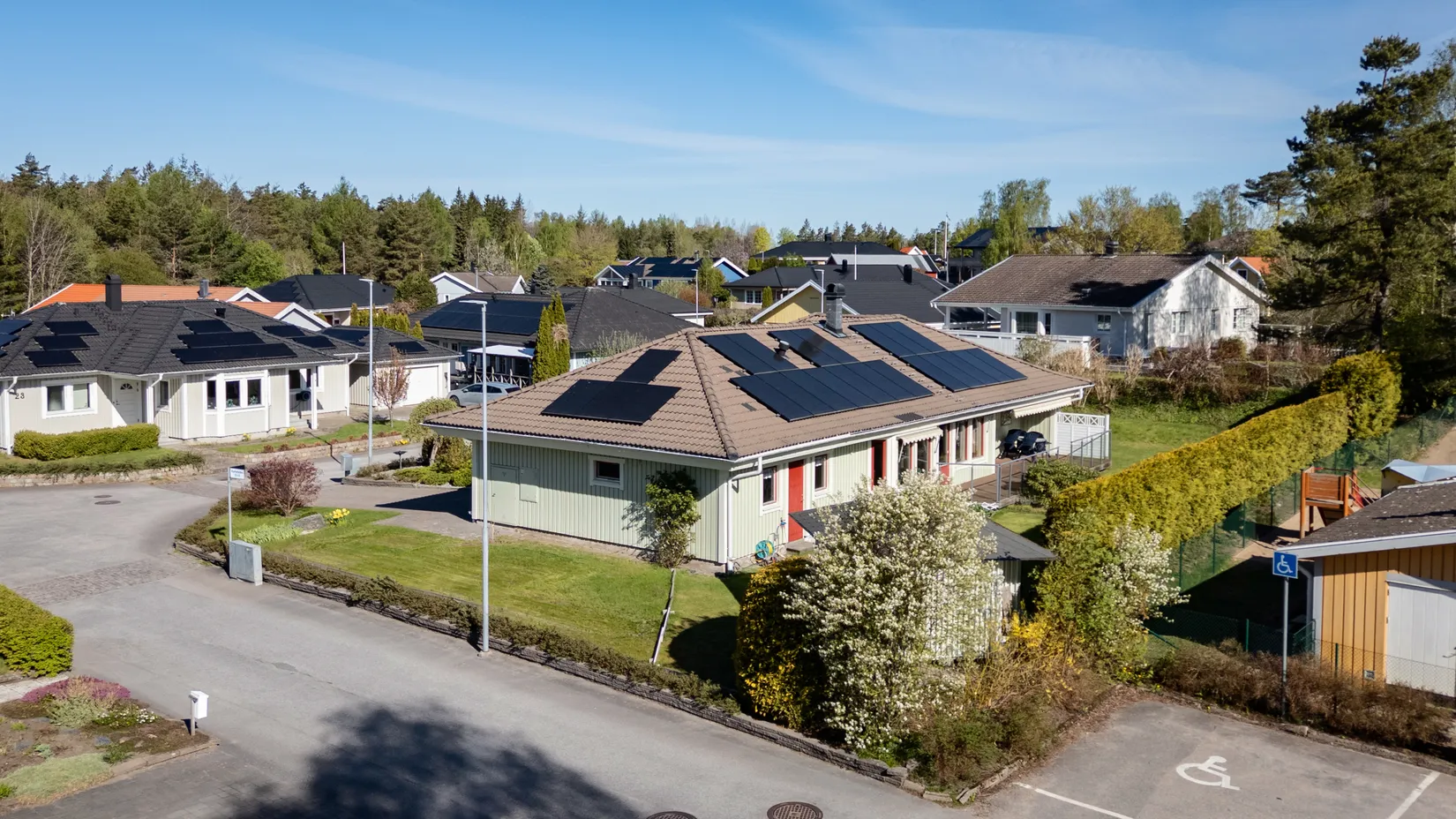 Villa, Keravavägen 22, Skogshöjden, Trollhättan