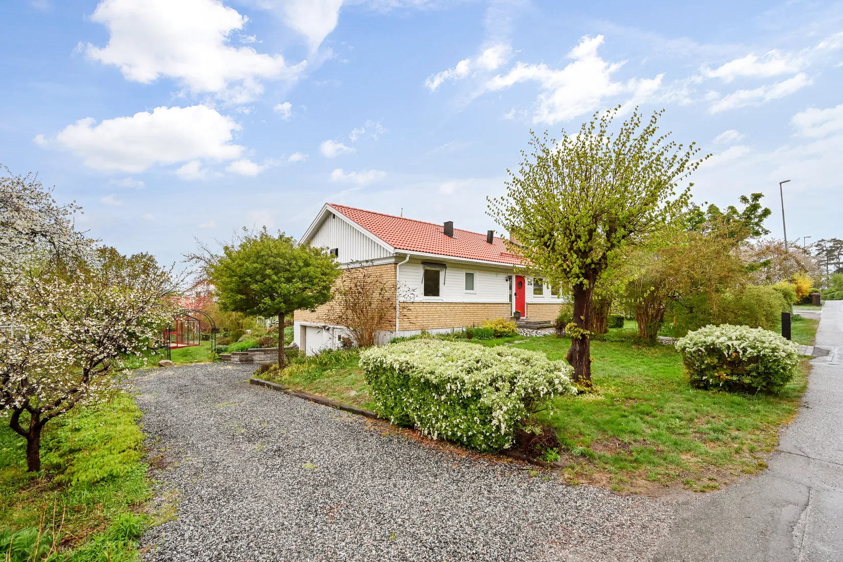 Villa, Björkebyvägen 35A, Barkarby, Järfälla