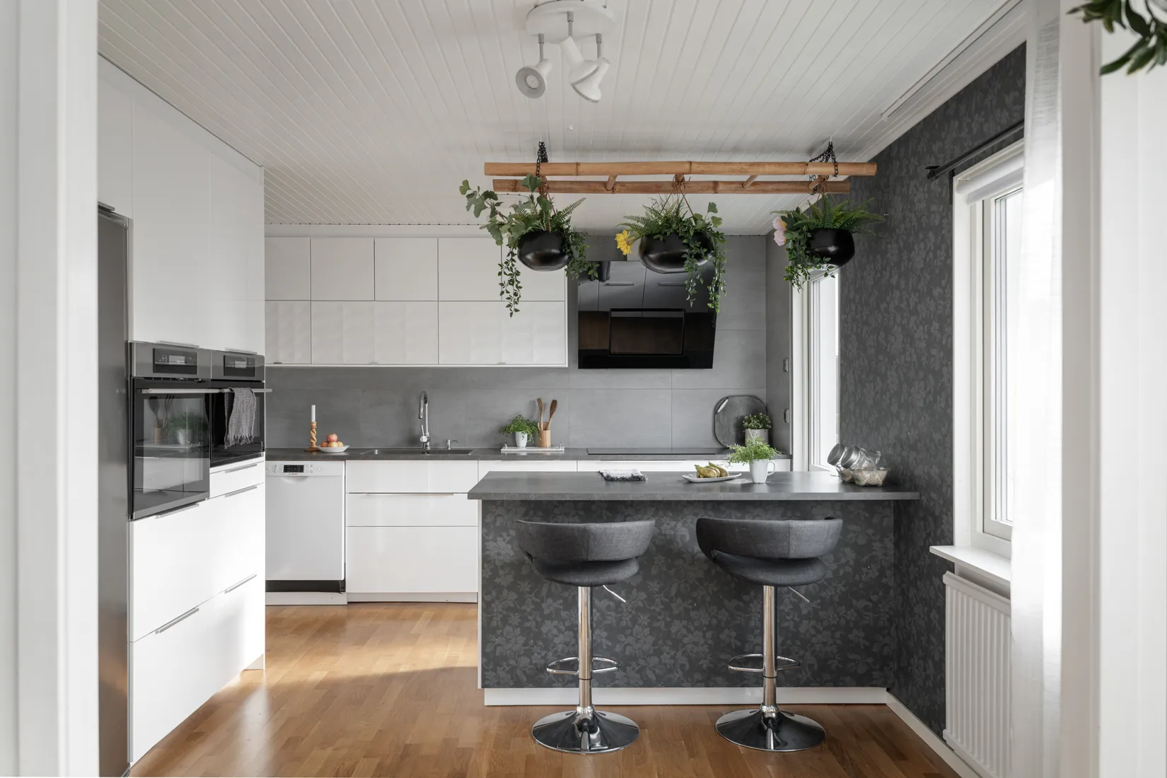 Villa, Radhus, Krokusvägen 1, Kärna, Kungälv