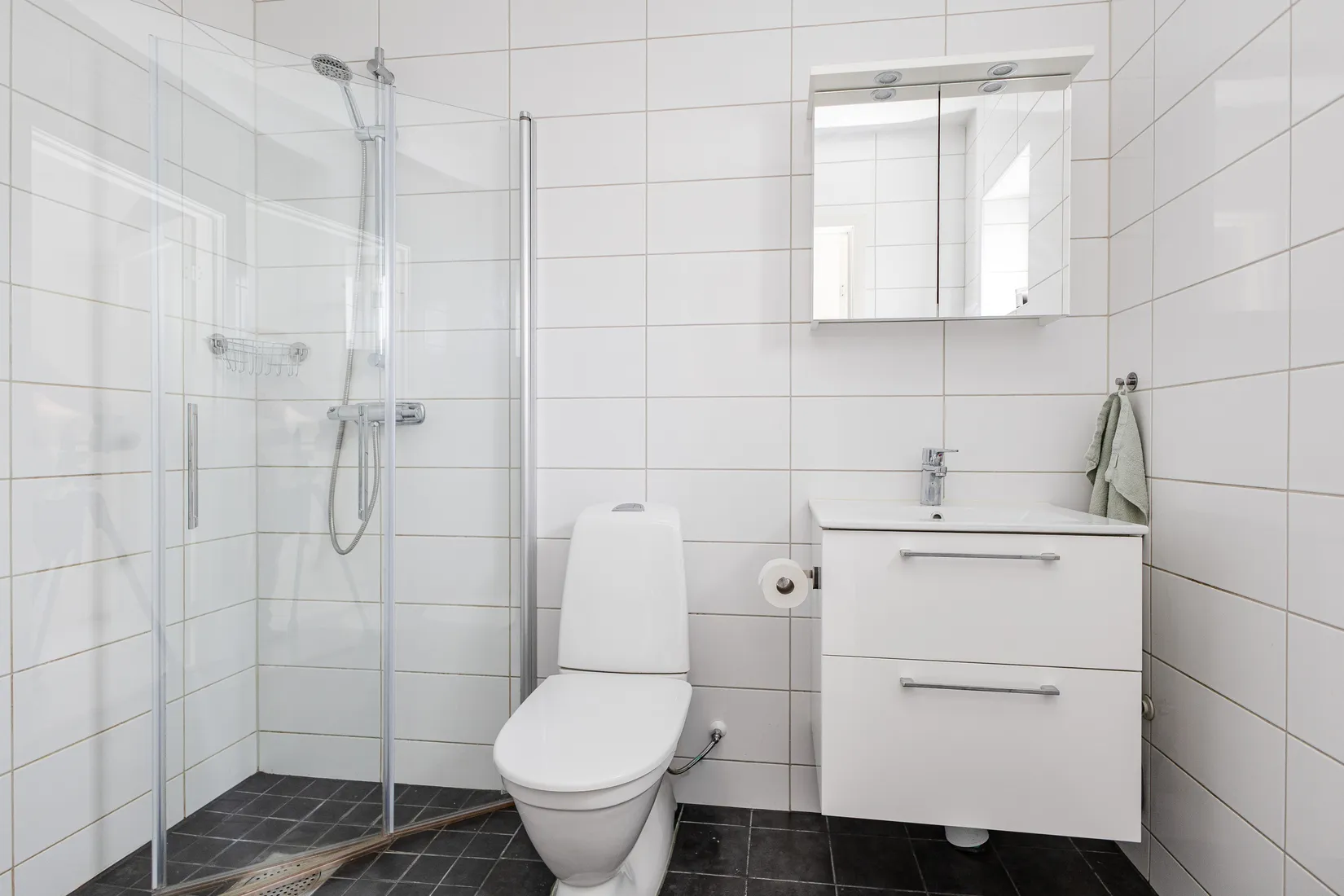 Bostadsrätt, Radhus, Bofinkvägen 14, Hallstahammar