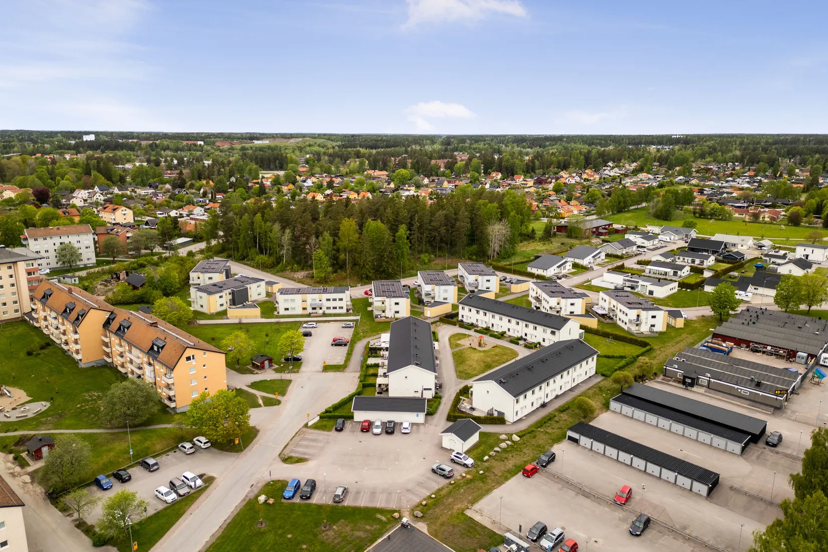 Bostadsrätt, Radhus, Bofinkvägen 14, Hallstahammar