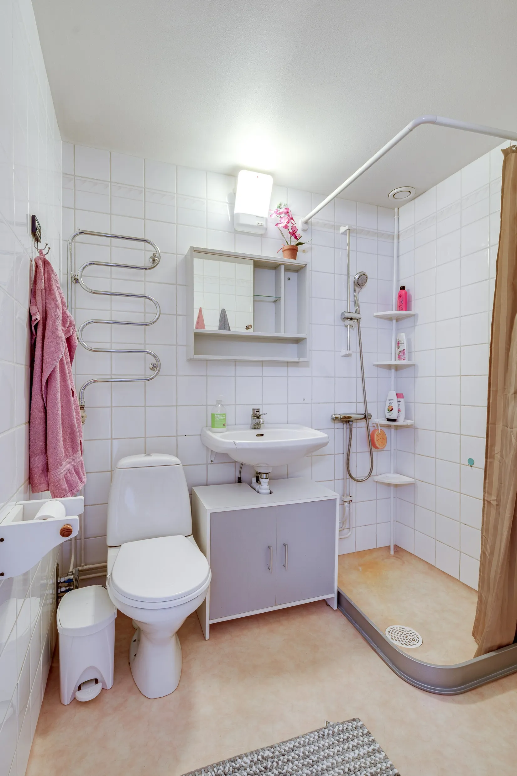 Bostadsrätt, Järnvägsgatan 7B, Lgh 1202, Frövi, Lindesberg
