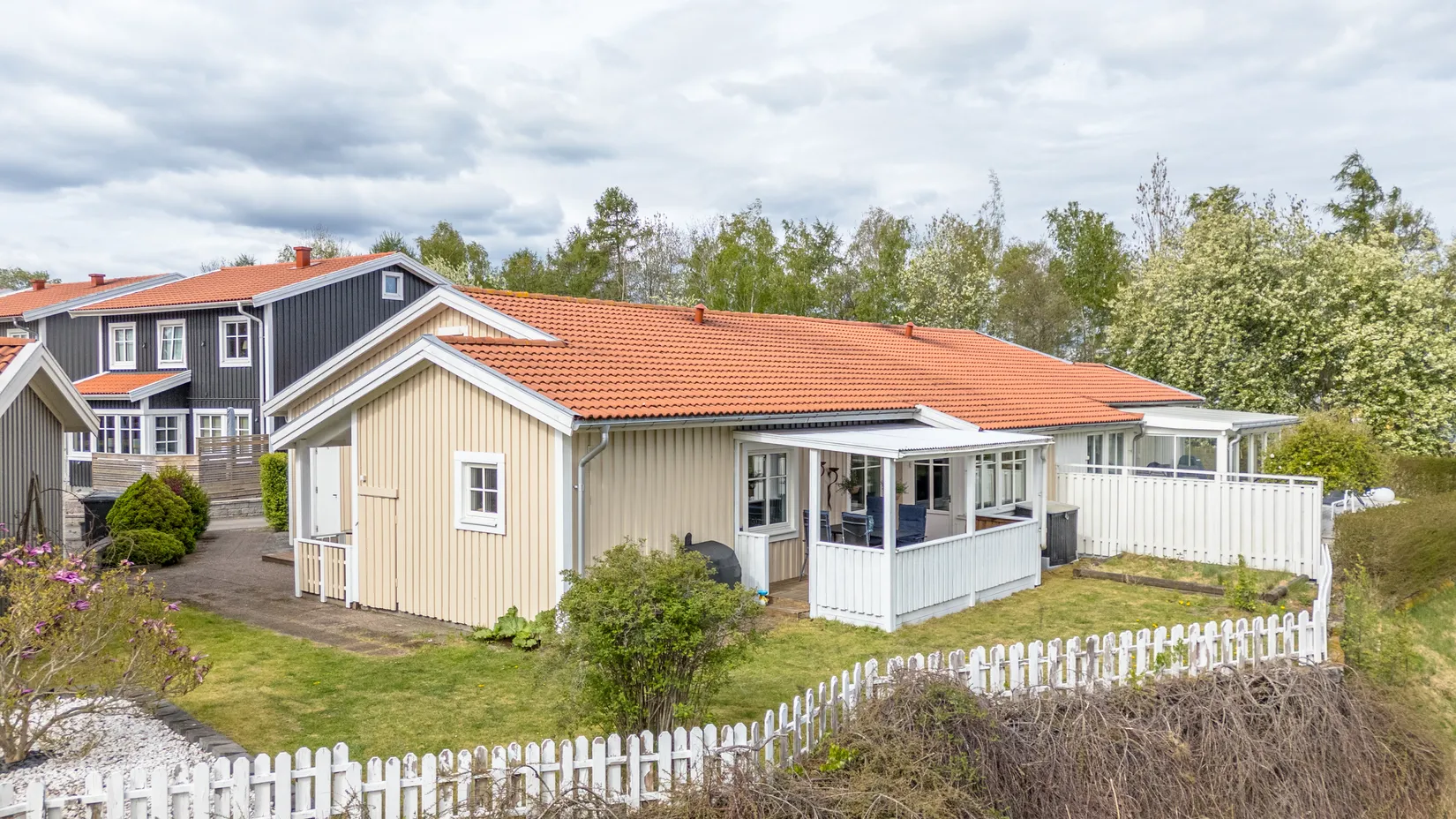 Villa, Norra Fridhemsvägen 17, Halvorstorp, Trollhättan
