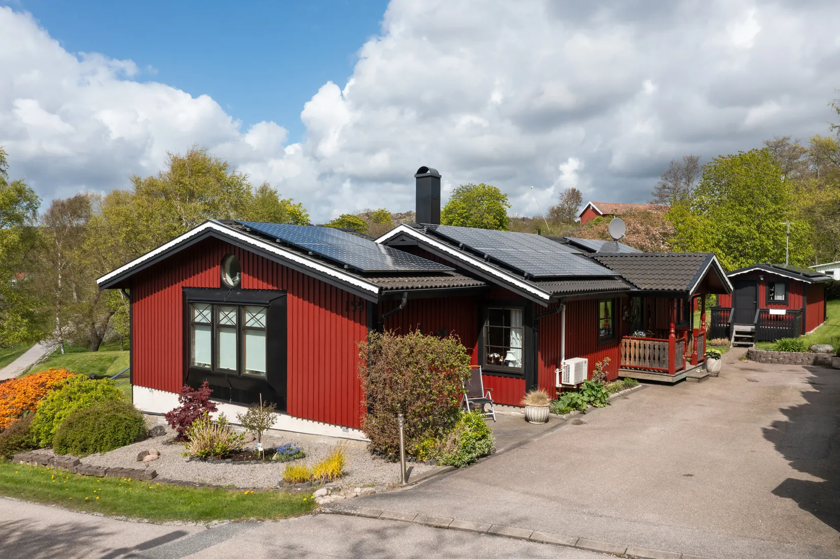 Villa, Röd 159 Hälleviksstrand, Orust