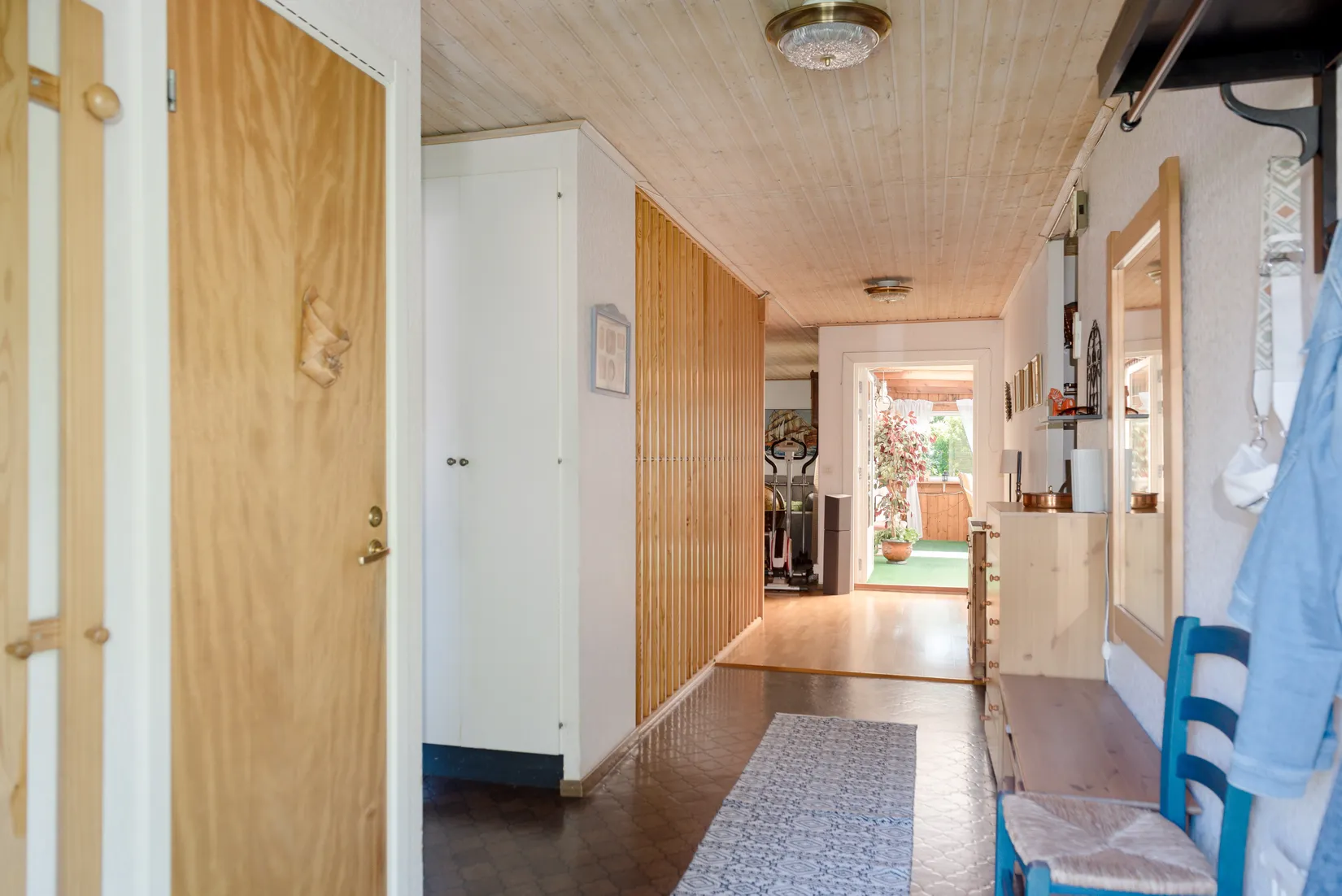Villa, Radhus, Travvägen 12, Håbo
