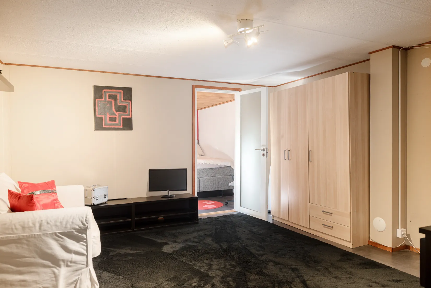 Villa, Radhus, Travvägen 12, Håbo