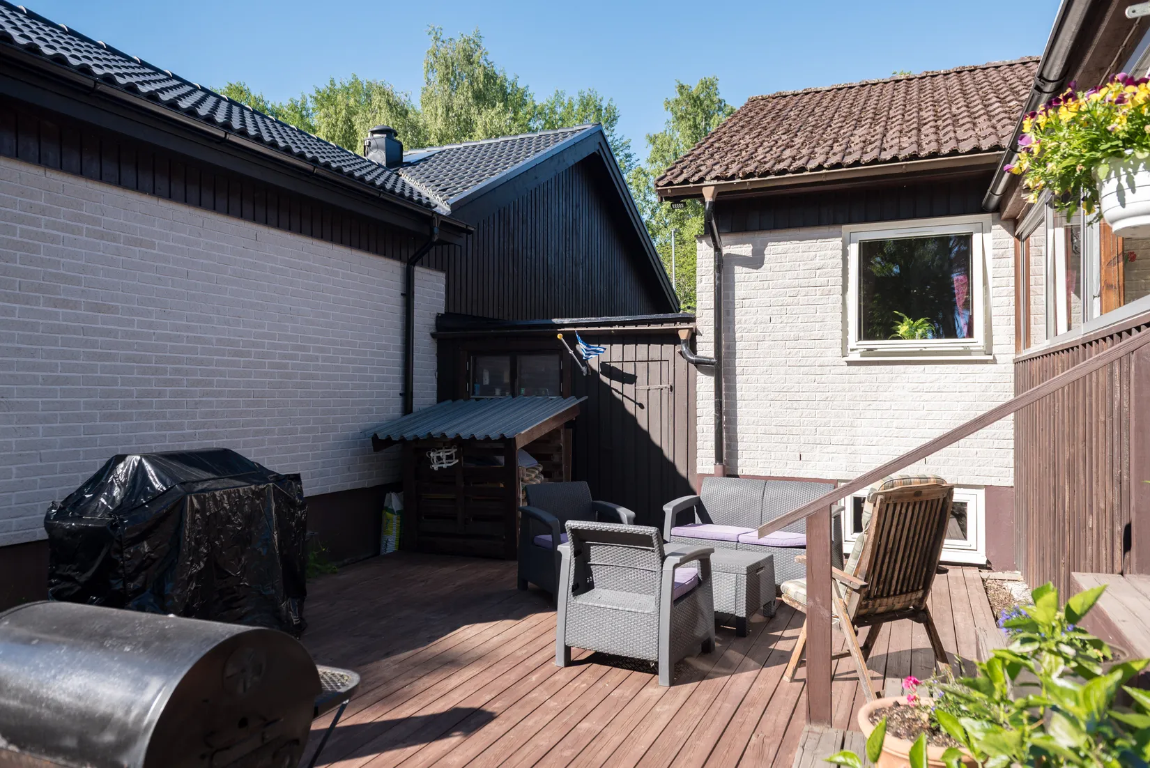 Villa, Radhus, Travvägen 12, Håbo