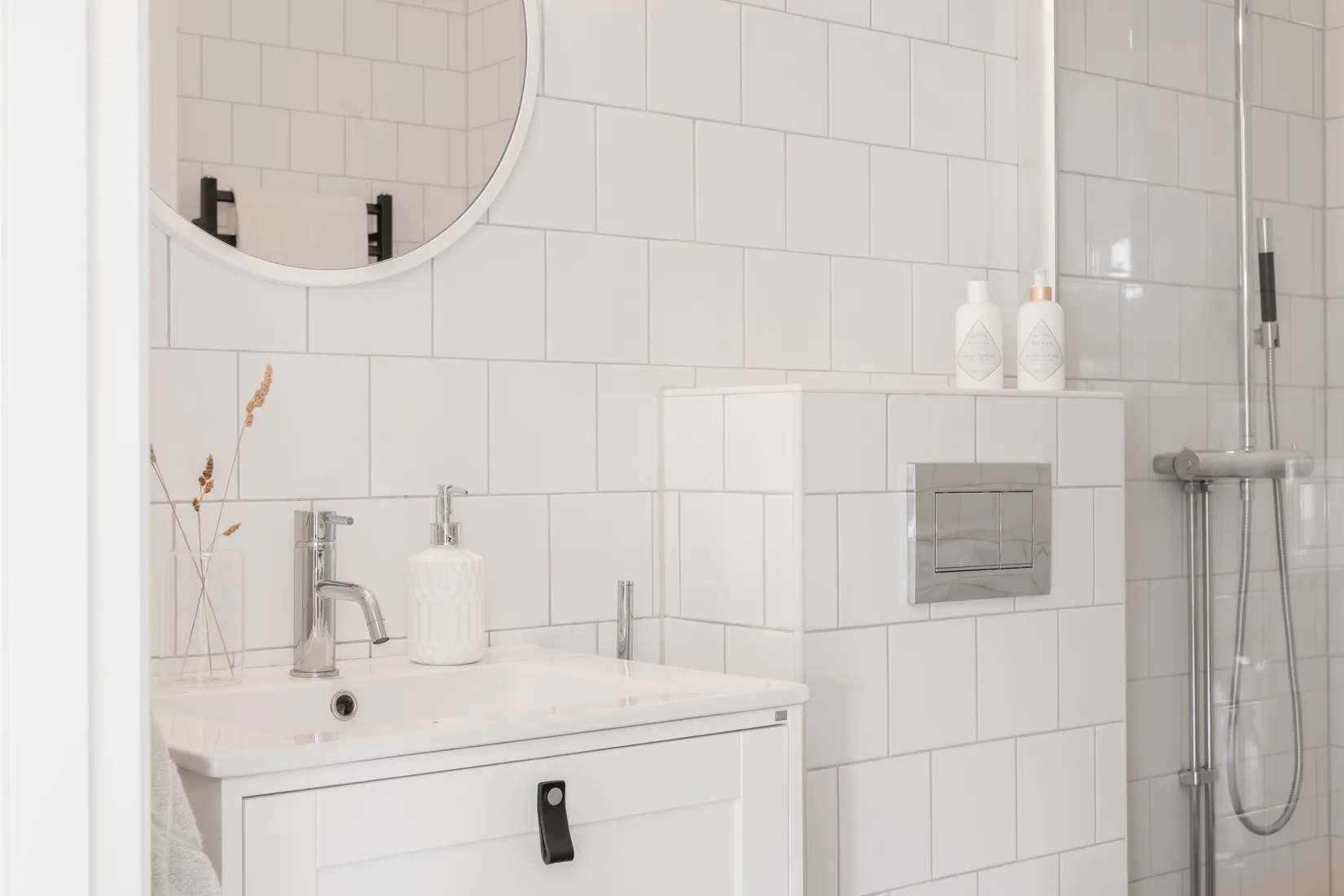 Bostadsrätt, Radhus, Rådans gårdsväg 37, Silverdal, Sollentuna