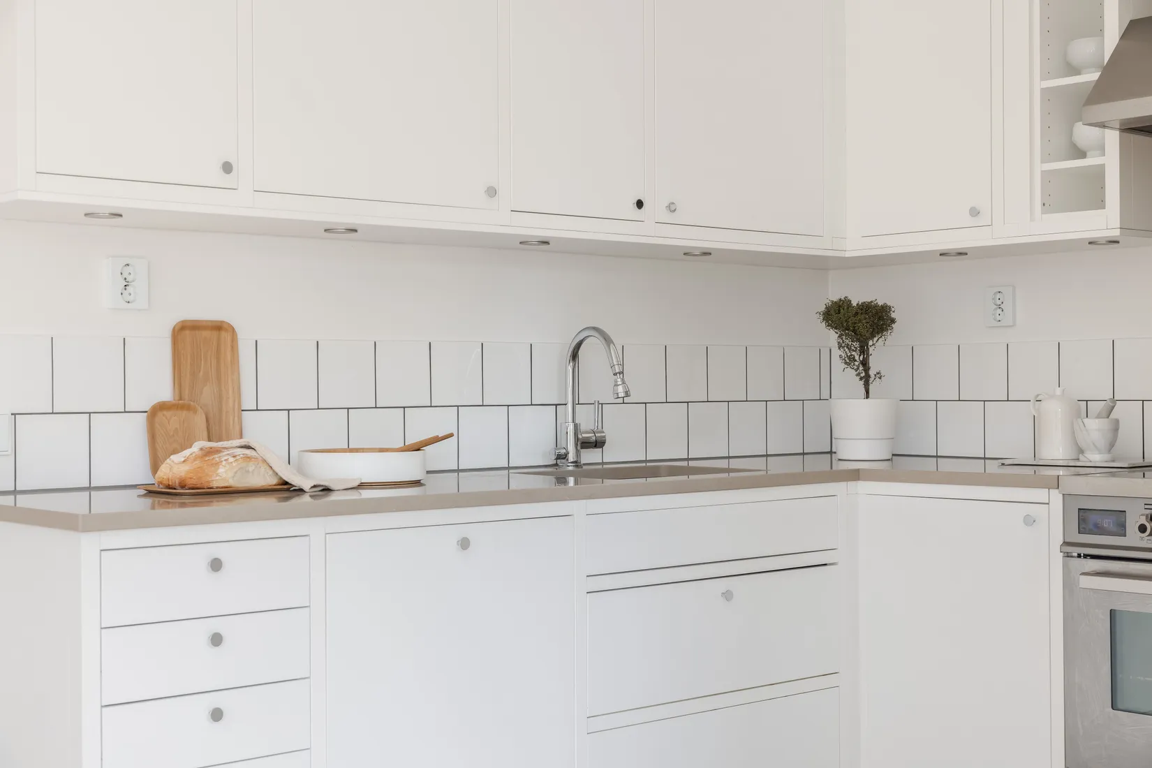 Bostadsrätt, Radhus, Rådans gårdsväg 37, Silverdal, Sollentuna