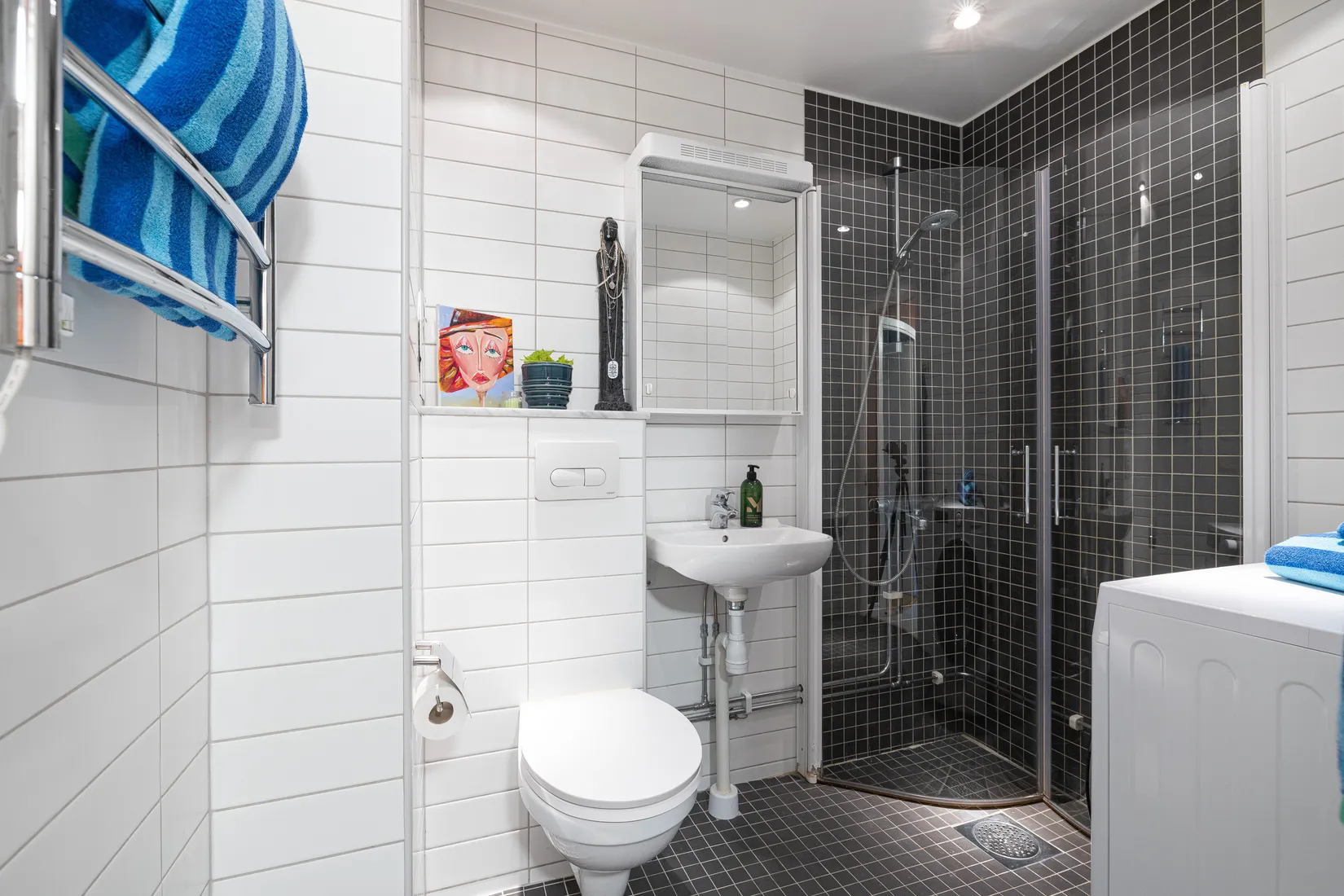 Bostadsrätt, Herrgårdsvägen 16B, Centrala Väsby, Upplands Väsby