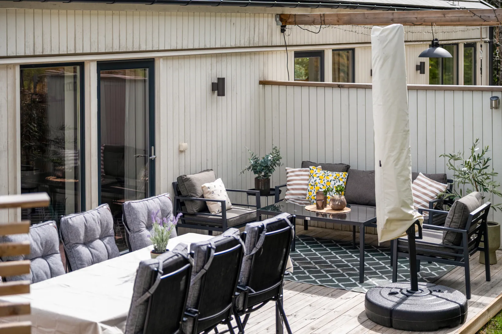 Radhus, Tallmyrvägen 32, Högmora, Huddinge