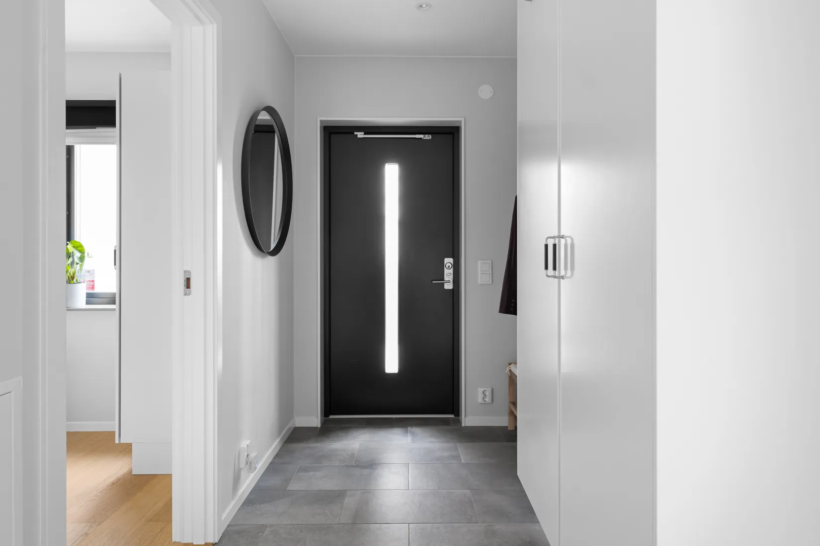 Radhus, Tallmyrvägen 32, Högmora, Huddinge