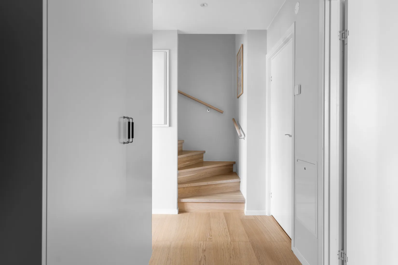 Radhus, Tallmyrvägen 32, Högmora, Huddinge