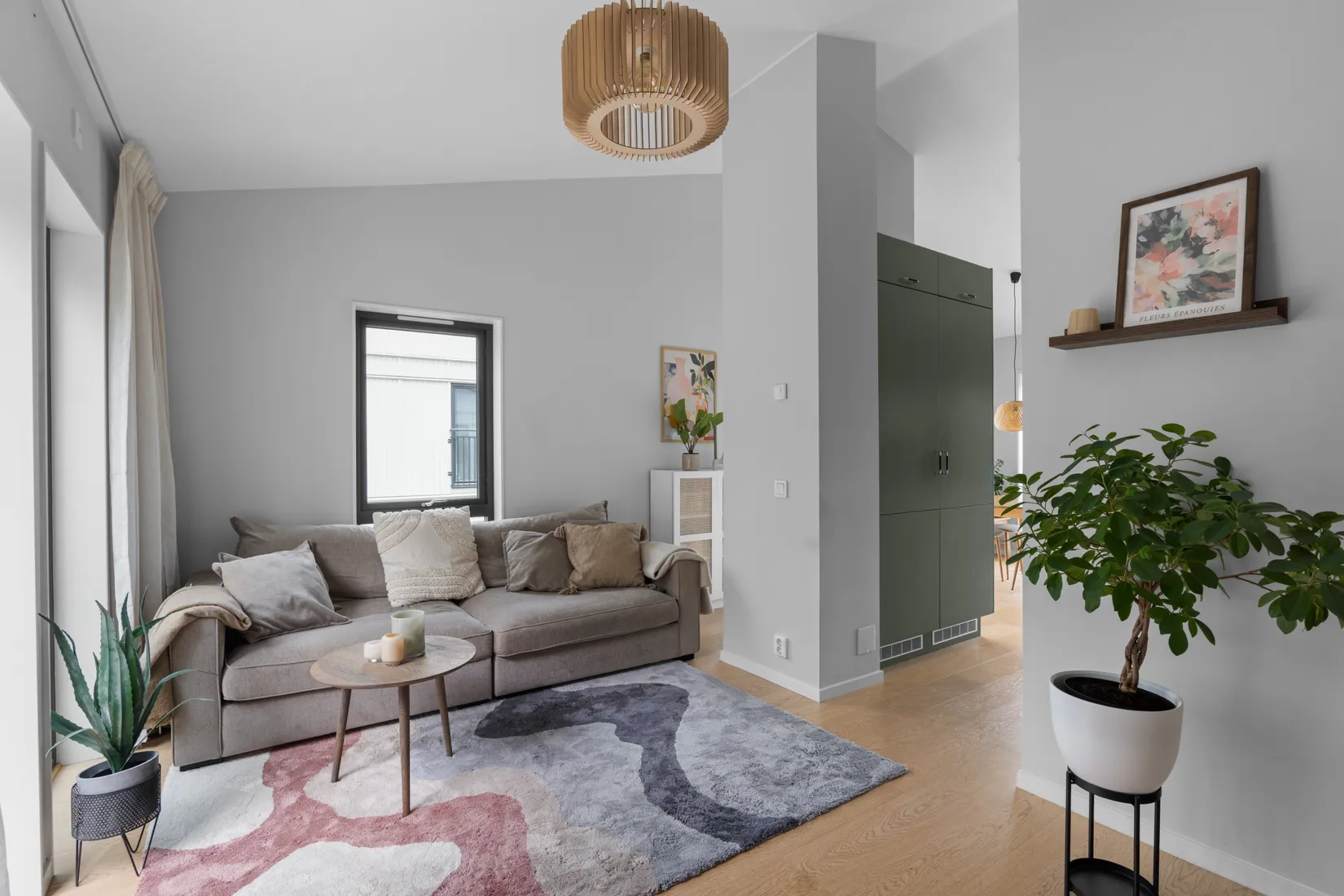 Radhus, Tallmyrvägen 32, Högmora, Huddinge