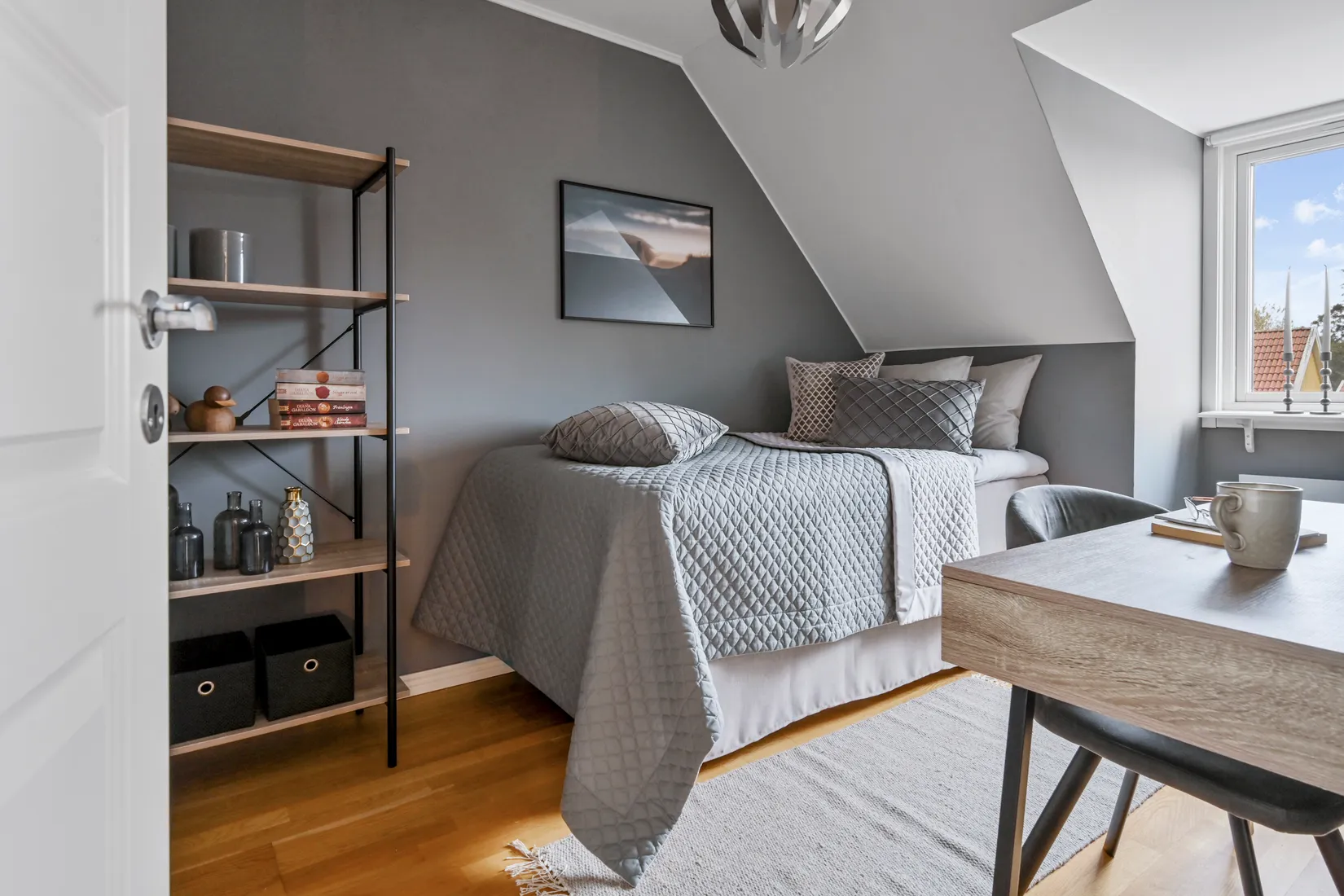 Radhus, Tidlösavägen 31, Sjukyrkoberget, Upplands Väsby