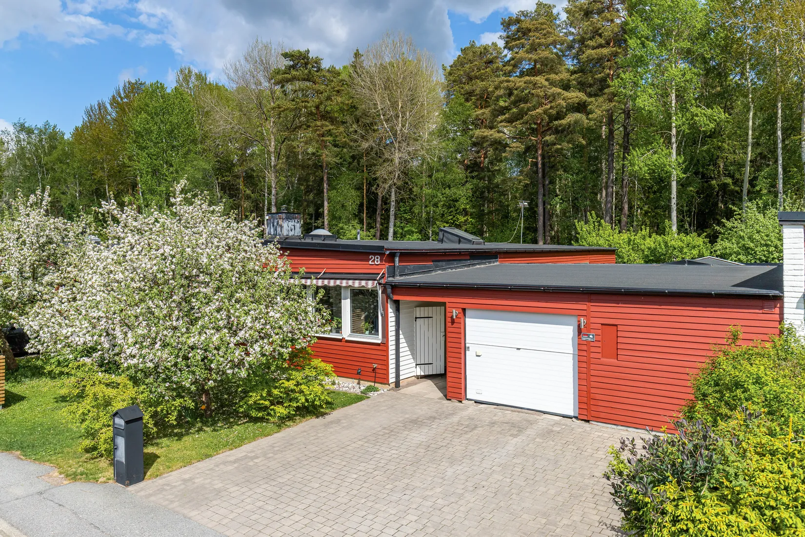 Radhus, Storskogsvägen 28, Norby, Uppsala