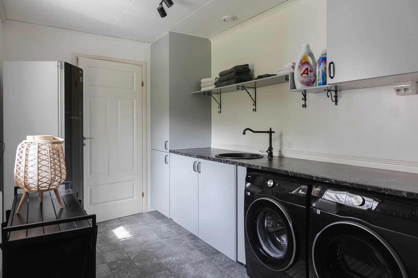 Villa, Rödrävsgatan 3, Gryta, Västerås