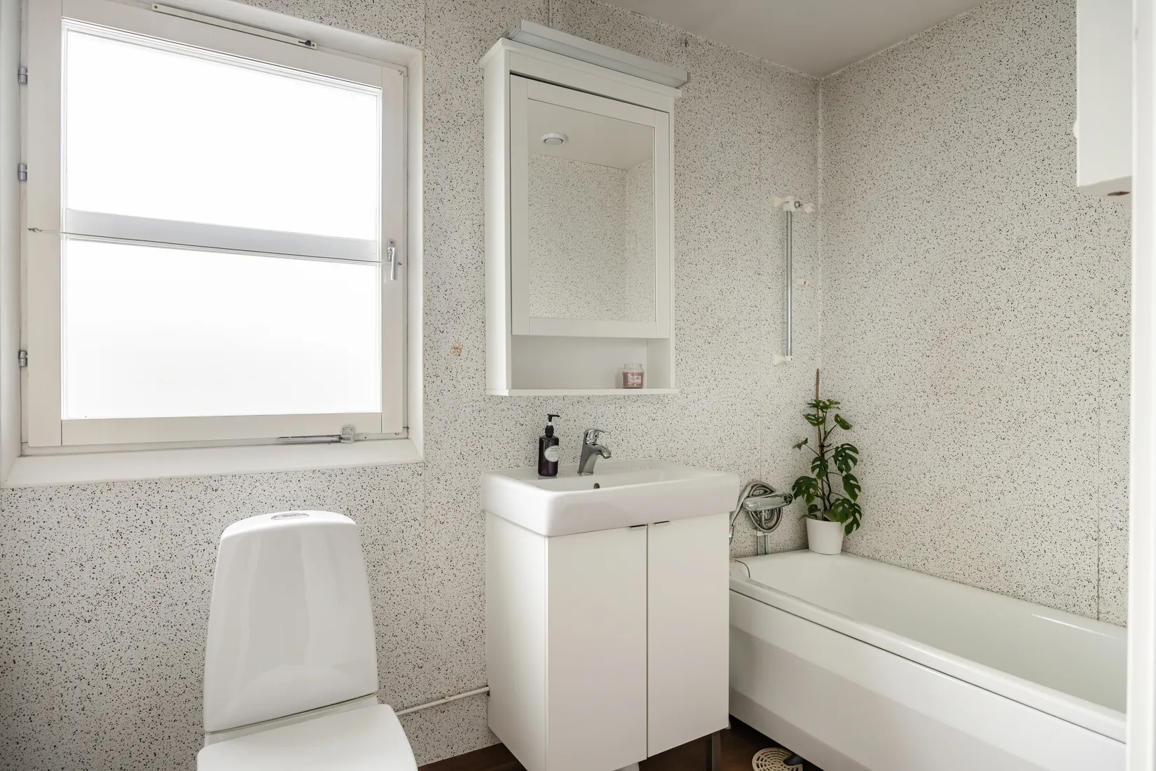 Bostadsrätt, Radhus, Mörbygården 69, Mörbygården, Vallentuna