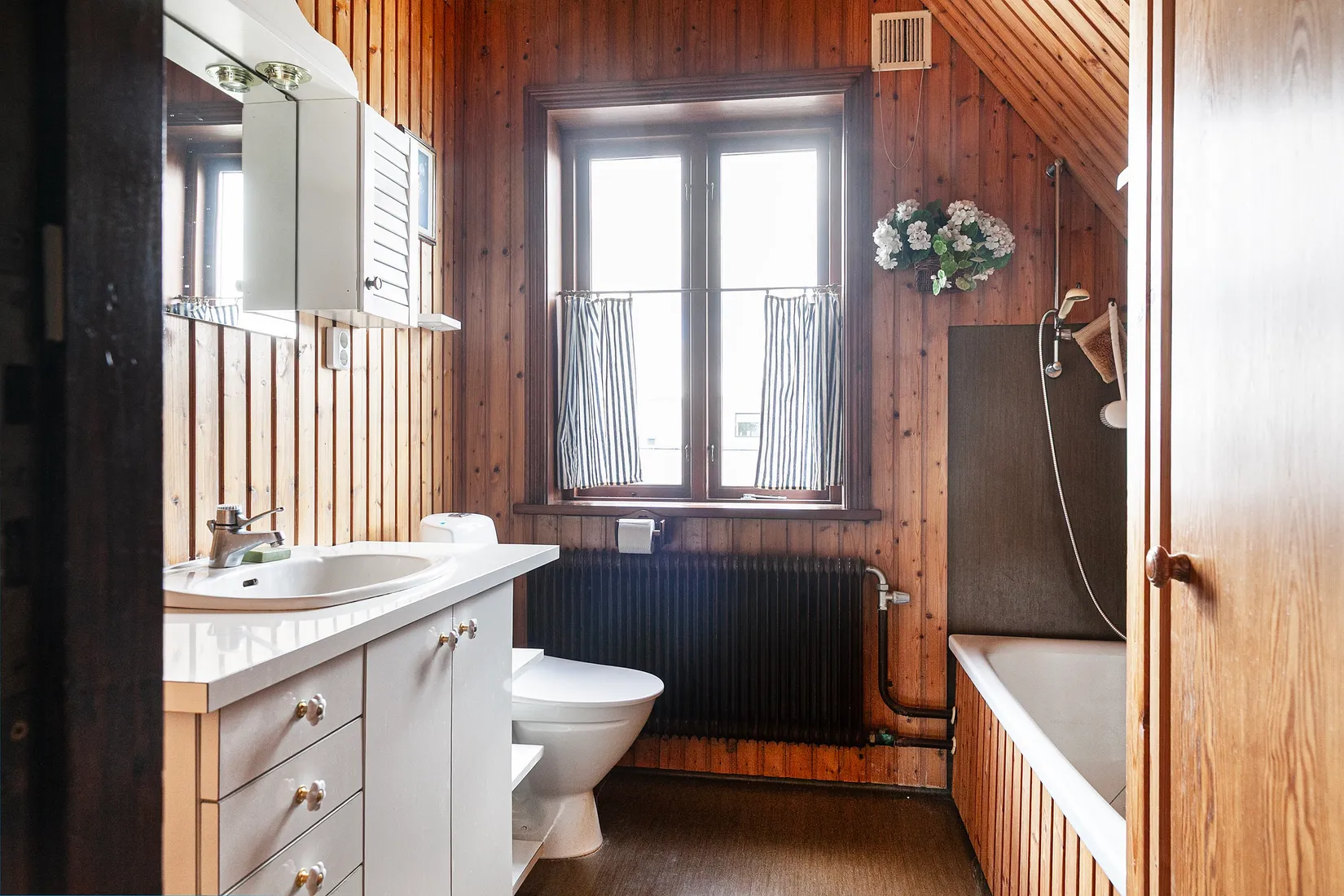 Villa, Lerbergsvägen 40, Höganäs havsnära, Höganäs