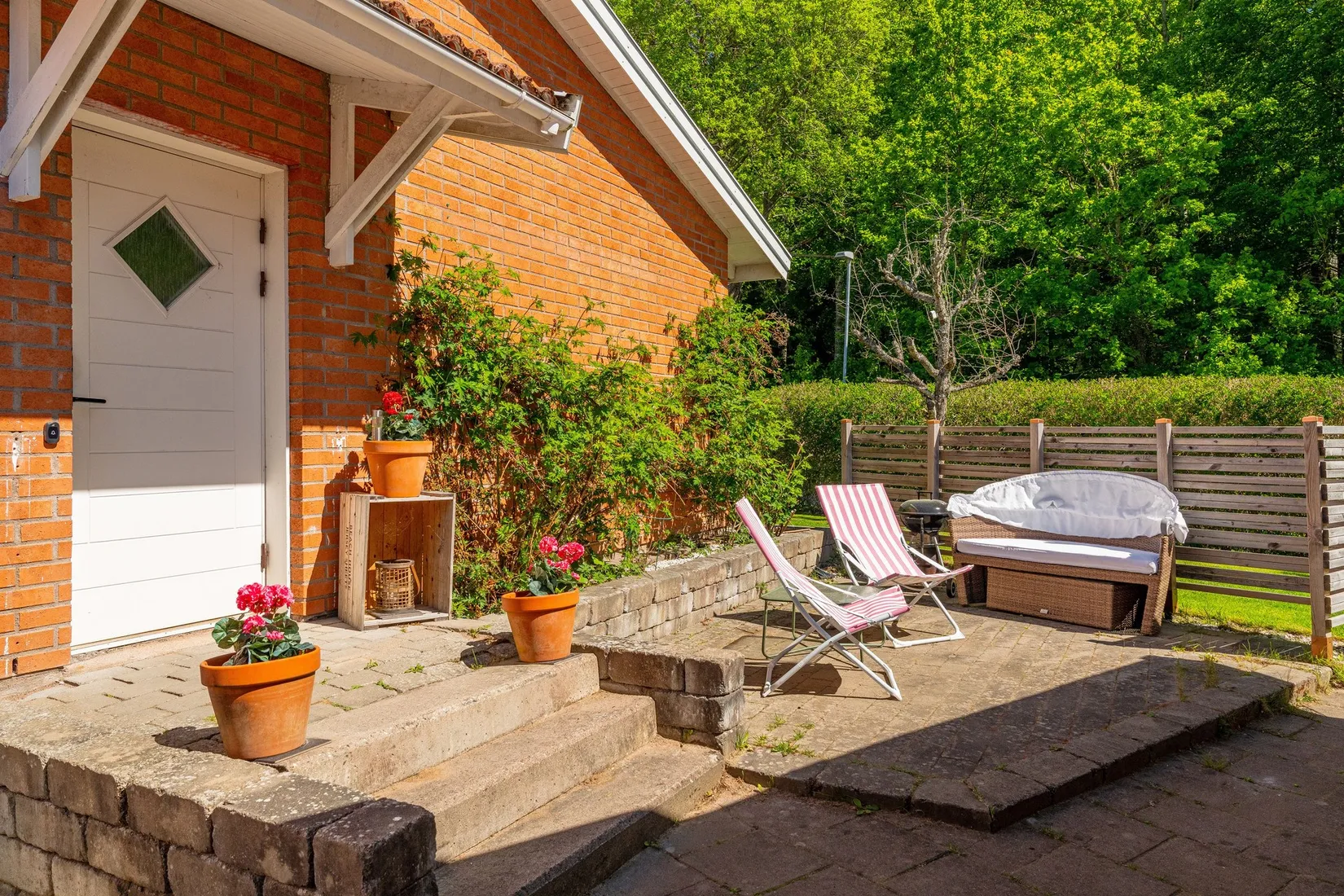 Radhus, Fröjdegårdsvägen 25, Stenhammar, Lidköping