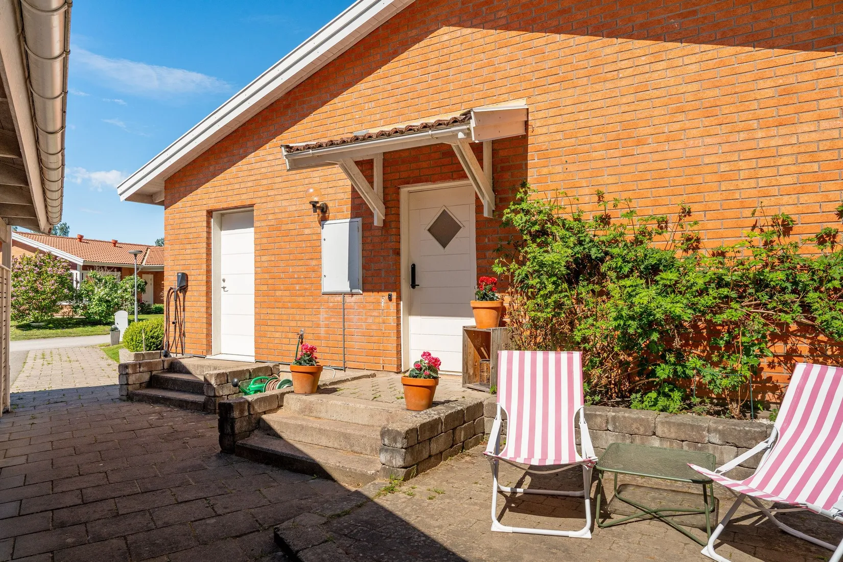 Radhus, Fröjdegårdsvägen 25, Stenhammar, Lidköping