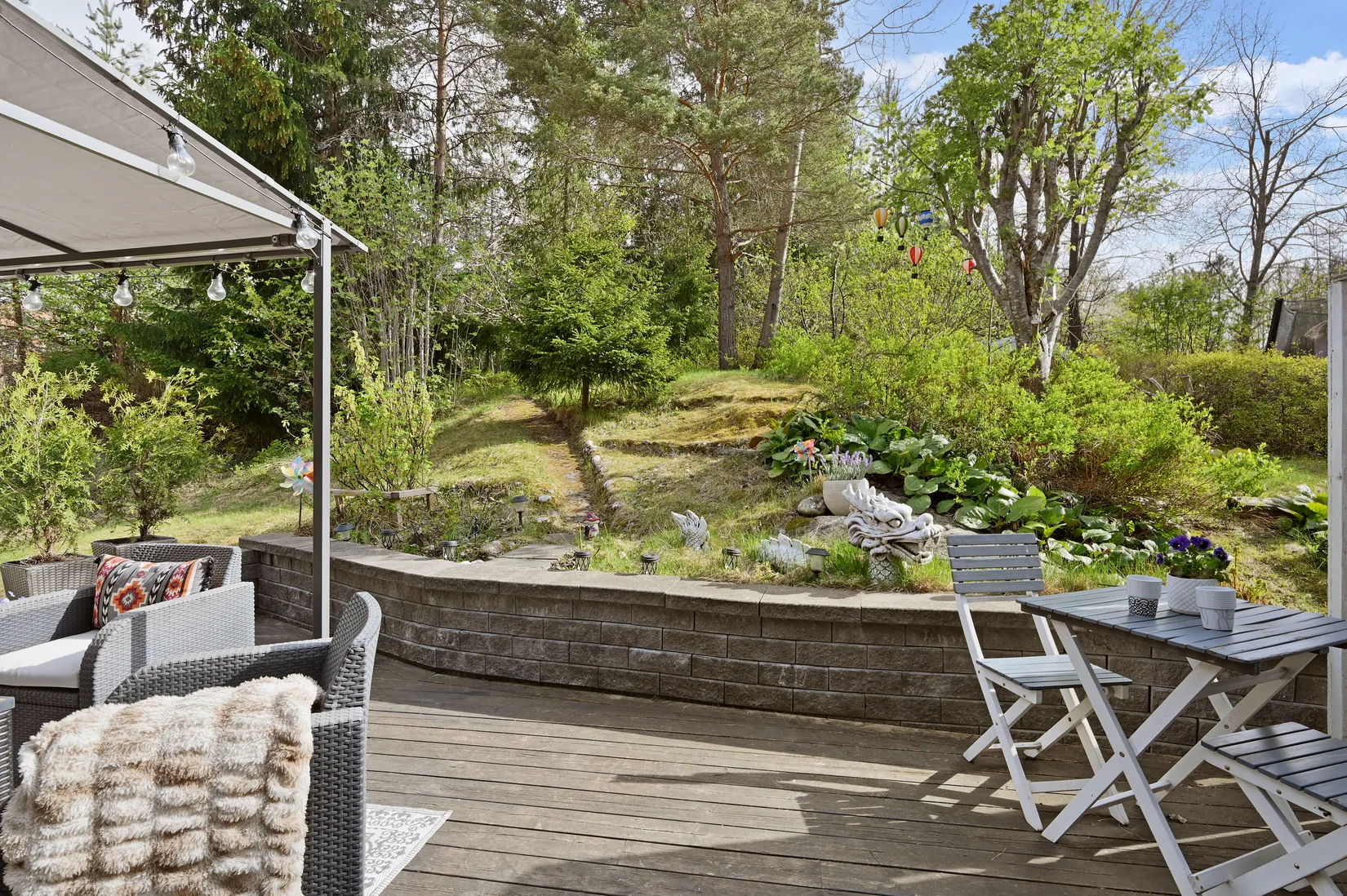 Radhus, Rapsodivägen 238, Drevviksstrand / Östra Skogås, Huddinge
