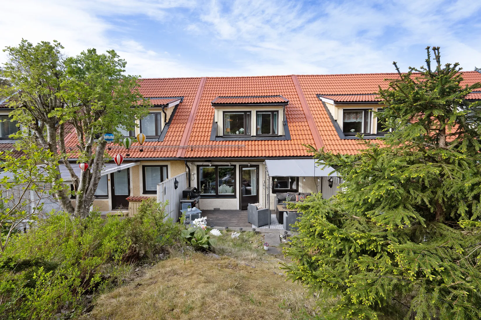 Radhus, Rapsodivägen 238, Drevviksstrand / Östra Skogås, Huddinge