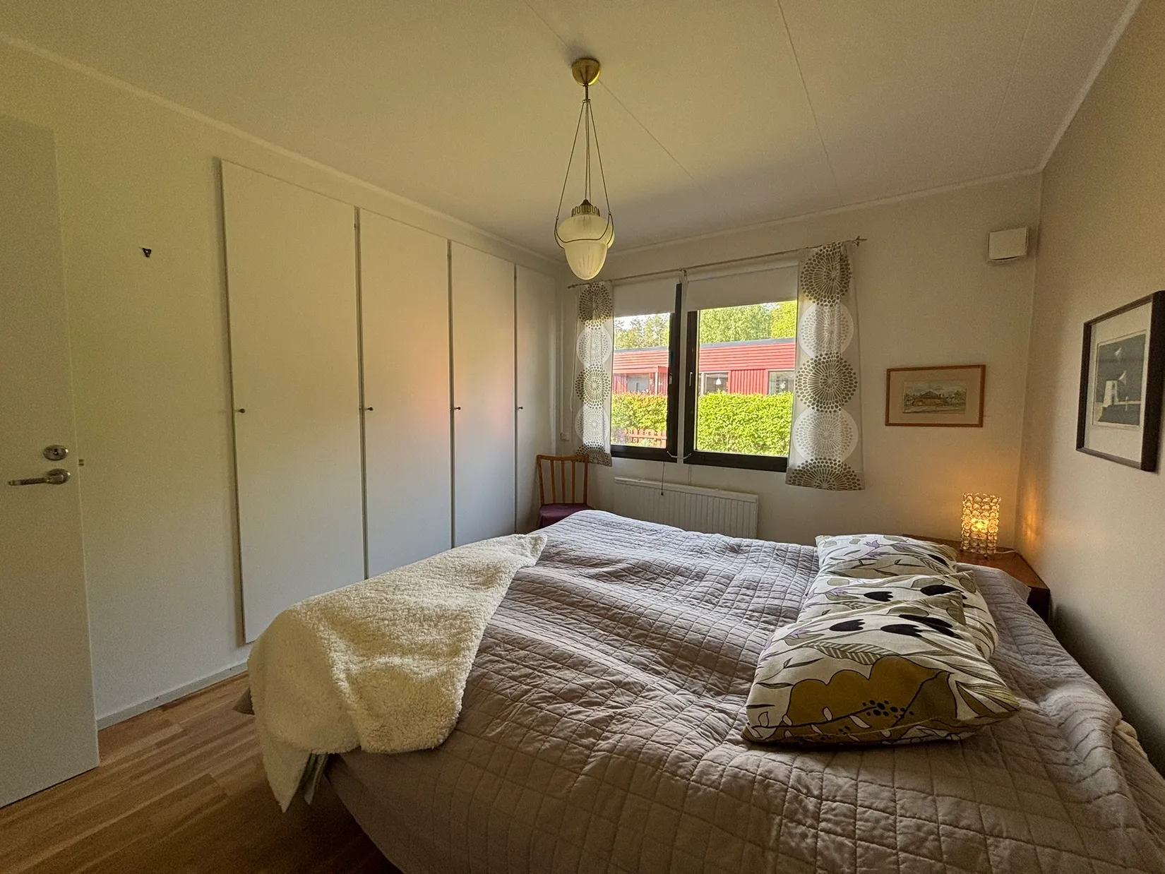 Radhus, Porsvägen 80, Törnskogen/ Vaxmora, Sollentuna