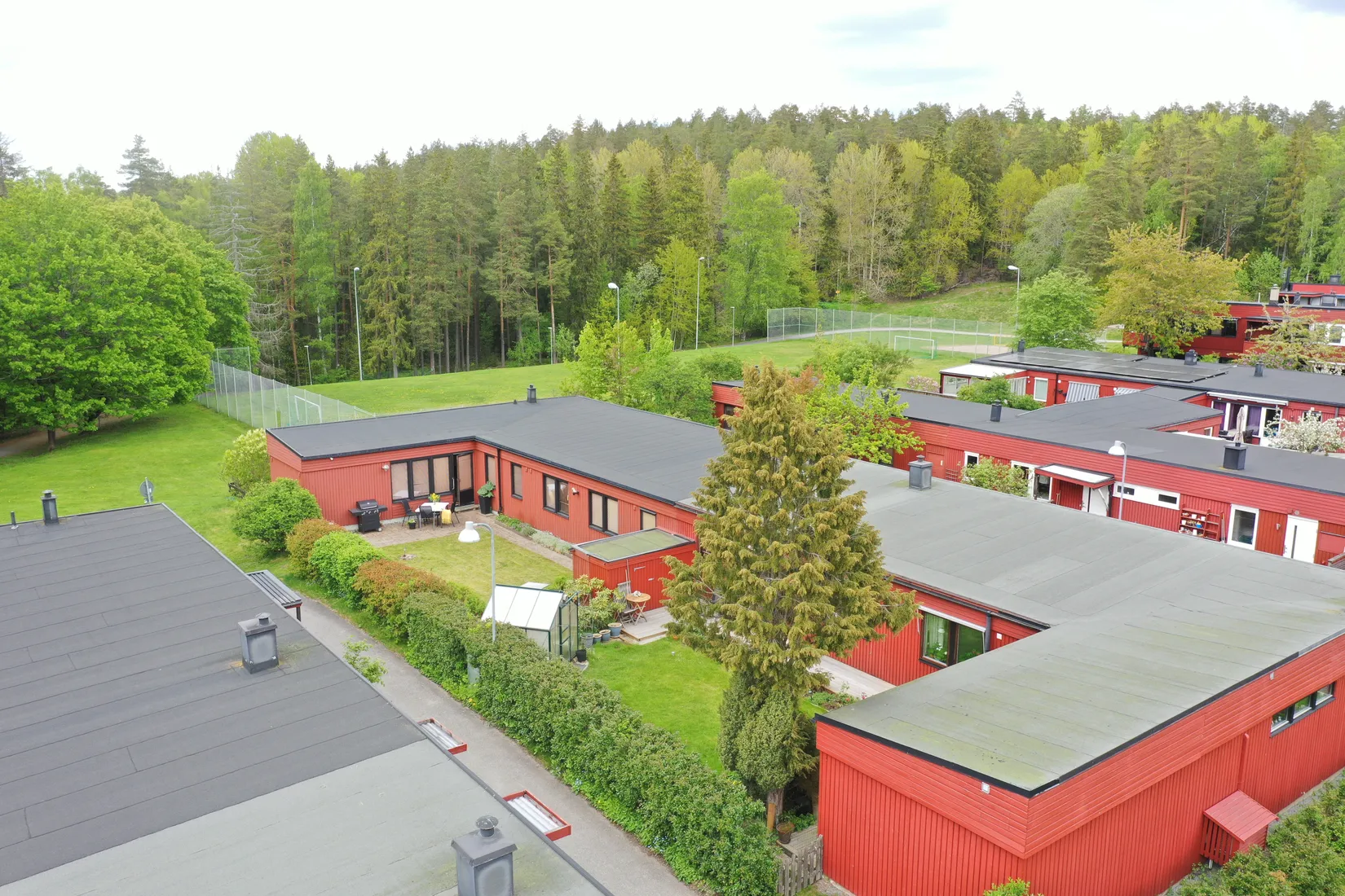 Radhus, Porsvägen 80, Törnskogen/ Vaxmora, Sollentuna
