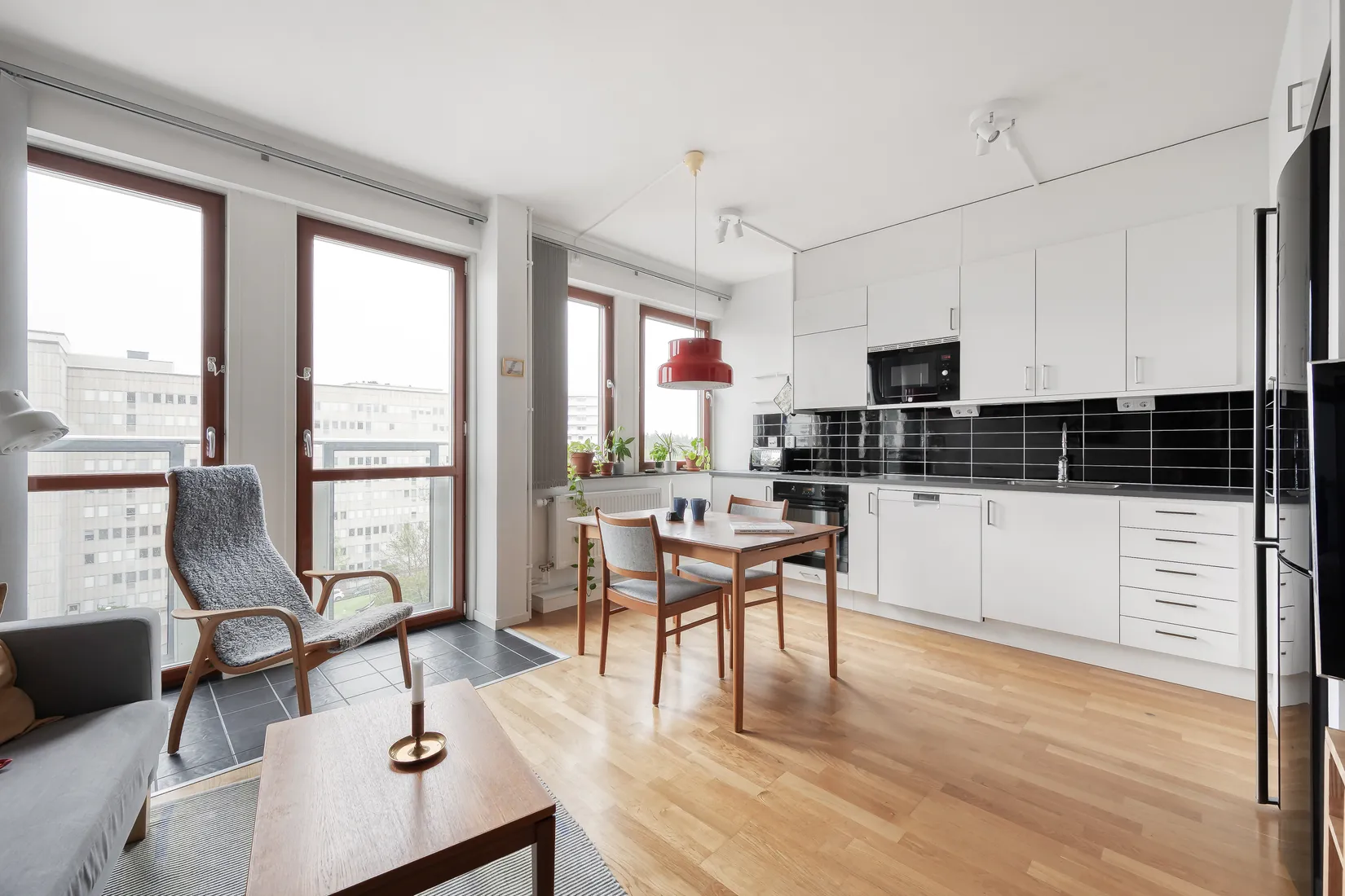 Bostadsrätt, Östersundsgatan 7, Vån 8 (0802/1807), Råcksta / Vällingby Parkstad, Stockholm