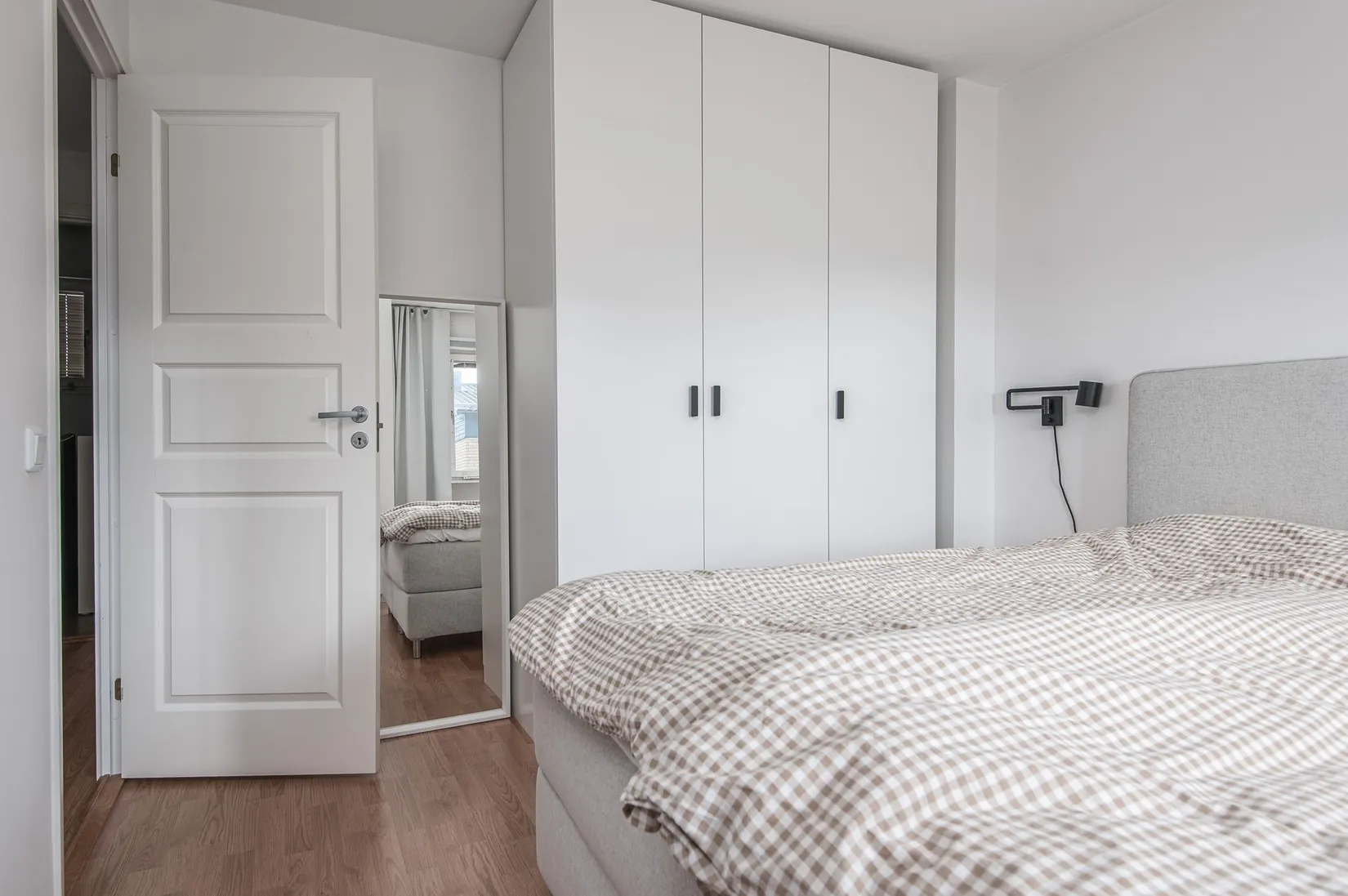 Radhus, Torsten Fogelqvists gata 30, Klockaretorpet, Norrköping