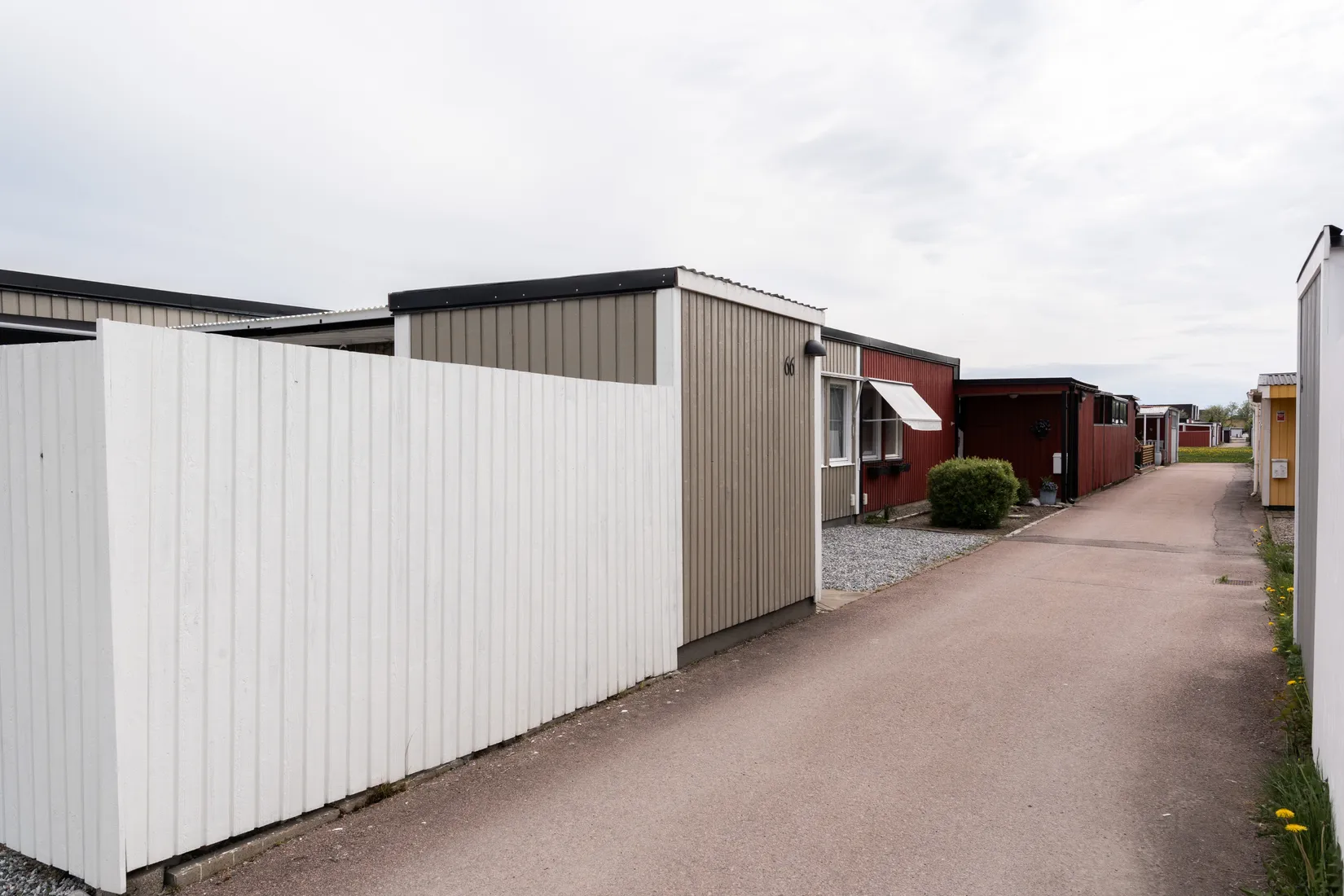 Villa, Radhus, Bandverksgatan 66, Bäckby, Västerås