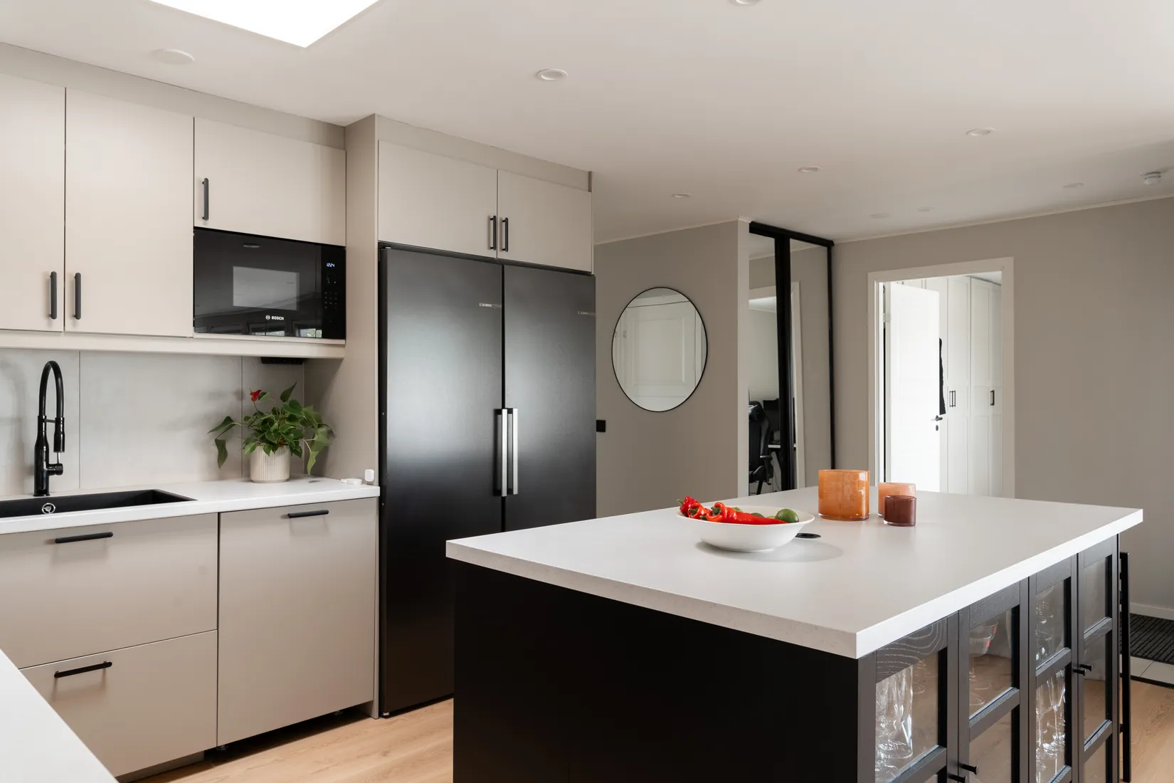Villa, Radhus, Bandverksgatan 66, Bäckby, Västerås